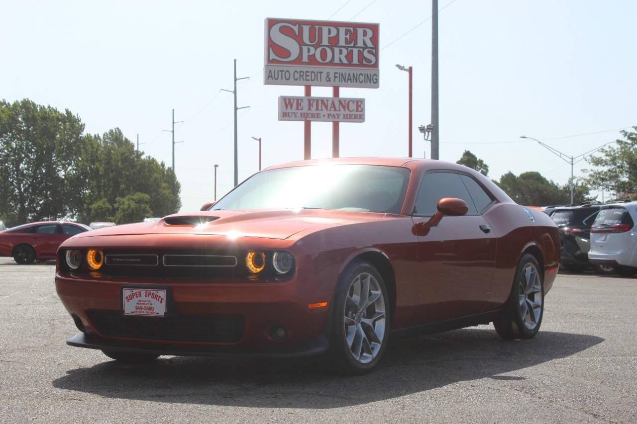 2020 Orange Dodge Challenger GT (2C3CDZJG9LH) with an Pentastar 3.6L V6 303hp 268ft. lbs. 3.6L V6 engine, Automatic 8-Speed transmission, located at 4301 NW 39th , Oklahoma City, OK, 73112, (405) 949-5600, 35.512135, -97.598671 - Hablamos espaol. SPEND SMART --- BUY FROM SUPER SPORTS. ALL PRICES, DOWN PAYMENTS, PAYMENTS, AND FINANCE TERMS ARE NEGOTIABLE AT THE TIME OF APPROVAL. WE WILL WORK WITH YOU TO FIT YOUR BUDGET. WE WILL EVEN LOWER AND ADJUST THE NUMBERS TO HELP MAKE THE VEHICLE MORE AFFORDABLE FOR YOU.- Photo#6