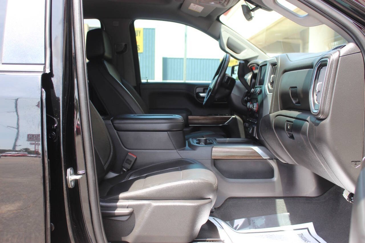 2020 Black Chevrolet Silverado 1500 LT Trail Boss Crew Cab Long Box 4WD (3GCPYFED8LG) with an EcoTec3 5.3L V8 355hp 383ft. lbs. 5.3L V8 engine, Automatic 10-Speed transmission, located at 4301 NW 39th , Oklahoma City, OK, 73112, (405) 949-5600, 35.512135, -97.598671 - Hablamos espaol. SPEND SMART --- BUY FROM SUPER SPORTS. ALL PRICES, DOWN PAYMENTS, PAYMENTS, AND FINANCE TERMS ARE NEGOTIABLE AT THE TIME OF APPROVAL. WE WILL WORK WITH YOU TO FIT YOUR BUDGET. WE WILL EVEN LOWER AND ADJUST THE NUMBERS TO HELP MAKE THE VEHICLE MORE AFFORDABLE FOR YOU.- Photo#8