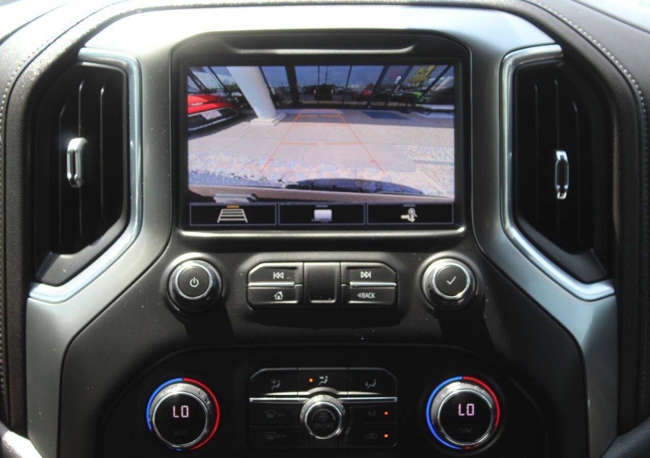 2020 Black Chevrolet Silverado 1500 LT Trail Boss Crew Cab Long Box 4WD (3GCPYFED8LG) with an EcoTec3 5.3L V8 355hp 383ft. lbs. 5.3L V8 engine, Automatic 10-Speed transmission, located at 4301 NW 39th , Oklahoma City, OK, 73112, (405) 949-5600, 35.512135, -97.598671 - Hablamos espaol. SPEND SMART --- BUY FROM SUPER SPORTS. ALL PRICES, DOWN PAYMENTS, PAYMENTS, AND FINANCE TERMS ARE NEGOTIABLE AT THE TIME OF APPROVAL. WE WILL WORK WITH YOU TO FIT YOUR BUDGET. WE WILL EVEN LOWER AND ADJUST THE NUMBERS TO HELP MAKE THE VEHICLE MORE AFFORDABLE FOR YOU.- Photo#23