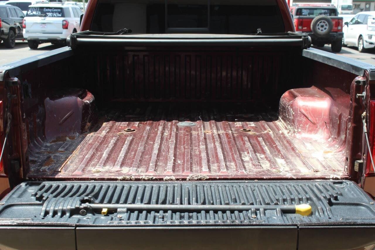 2016 Burgundy Ford F-250 Super Duty King Ranch Crew Cab 4WD (1FT7W2BT1GE) with an Power Stroke 6.7L Biodiesel Turbo V8 440hp 860ft. lbs. 6.7L V8 engine, Automatic 6-Speed transmission, located at 4301 NW 39th , Oklahoma City, OK, 73112, (405) 949-5600, 35.512135, -97.598671 - Hablamos espaol. SPEND SMART --- BUY FROM SUPER SPORTS. ALL PRICES, DOWN PAYMENTS, PAYMENTS, AND FINANCE TERMS ARE NEGOTIABLE AT THE TIME OF APPROVAL. WE WILL WORK WITH YOU TO FIT YOUR BUDGET. WE WILL EVEN LOWER AND ADJUST THE NUMBERS TO HELP MAKE THE VEHICLE MORE AFFORDABLE FOR YOU.- Photo#13