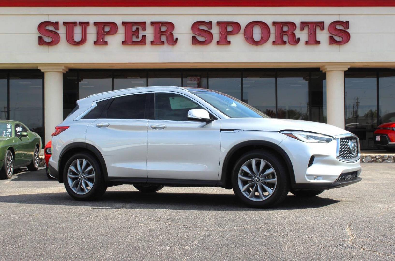 2019 Silver Infiniti QX50 LUXE AWD (3PCAJ5M33KF) with an 2.0L Turbo I4 268hp 280ft. lbs. 2.0L I4 engine, CVT transmission, located at 4301 NW 39th , Oklahoma City, OK, 73112, (405) 949-5600, 35.512135, -97.598671 - Hablamos espanol. SPEND SMART --- BUY FROM SUPER SPORTS. ALL PRICES, DOWN PAYMENTS, PAYMENTS, AND FINANCE TERMS ARE NEGOTIABLE AT THE TIME OF APPROVAL. WE WILL WORK WITH YOU TO FIT YOUR BUDGET. WE WILL EVEN LOWER AND ADJUST THE NUMBERS TO HELP MAKE THE VEHICLE MORE AFFORDABLE FOR YOU.- Photo#0