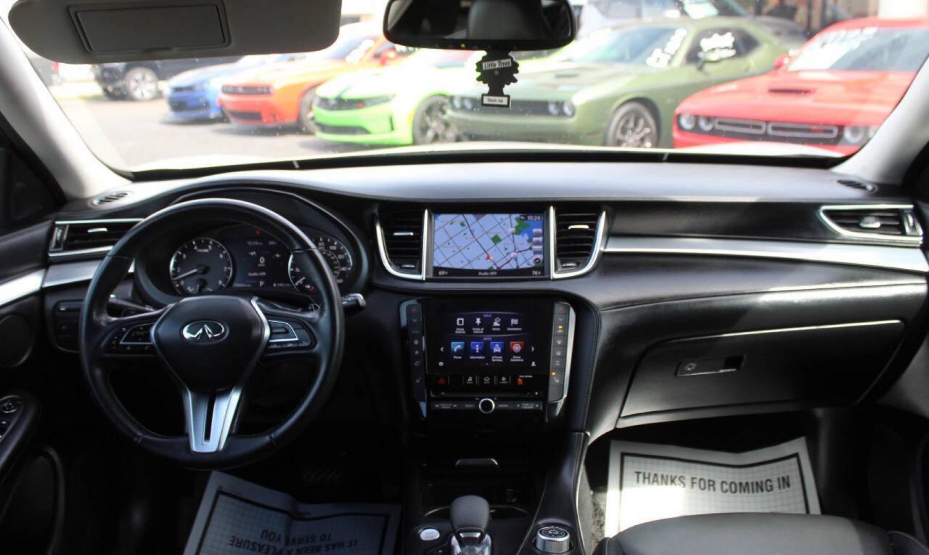 2019 Silver Infiniti QX50 LUXE AWD (3PCAJ5M33KF) with an 2.0L Turbo I4 268hp 280ft. lbs. 2.0L I4 engine, CVT transmission, located at 4301 NW 39th , Oklahoma City, OK, 73112, (405) 949-5600, 35.512135, -97.598671 - Hablamos espanol. SPEND SMART --- BUY FROM SUPER SPORTS. ALL PRICES, DOWN PAYMENTS, PAYMENTS, AND FINANCE TERMS ARE NEGOTIABLE AT THE TIME OF APPROVAL. WE WILL WORK WITH YOU TO FIT YOUR BUDGET. WE WILL EVEN LOWER AND ADJUST THE NUMBERS TO HELP MAKE THE VEHICLE MORE AFFORDABLE FOR YOU.- Photo#18