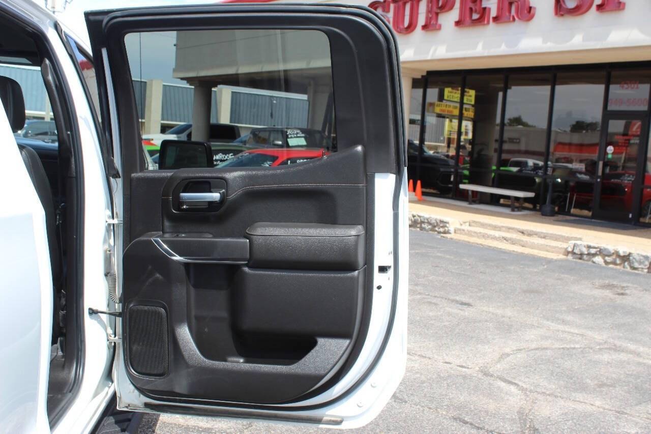 2021 White GMC Sierra 1500 AT4 Crew Cab Short Box 4WD (3GTP9EEL7MG) with an EcoTec3 6.2L V8 420hp 460ft. lbs. 6.2L V8 engine, Automatic 10-Speed transmission, located at 4301 NW 39th , Oklahoma City, OK, 73112, (405) 949-5600, 35.512135, -97.598671 - Hablamos espaol. SPEND SMART --- BUY FROM SUPER SPORTS. ALL PRICES, DOWN PAYMENTS, PAYMENTS, AND FINANCE TERMS ARE NEGOTIABLE AT THE TIME OF APPROVAL. WE WILL WORK WITH YOU TO FIT YOUR BUDGET. WE WILL EVEN LOWER AND ADJUST THE NUMBERS TO HELP MAKE THE VEHICLE MORE AFFORDABLE FOR YOU.- Photo#11