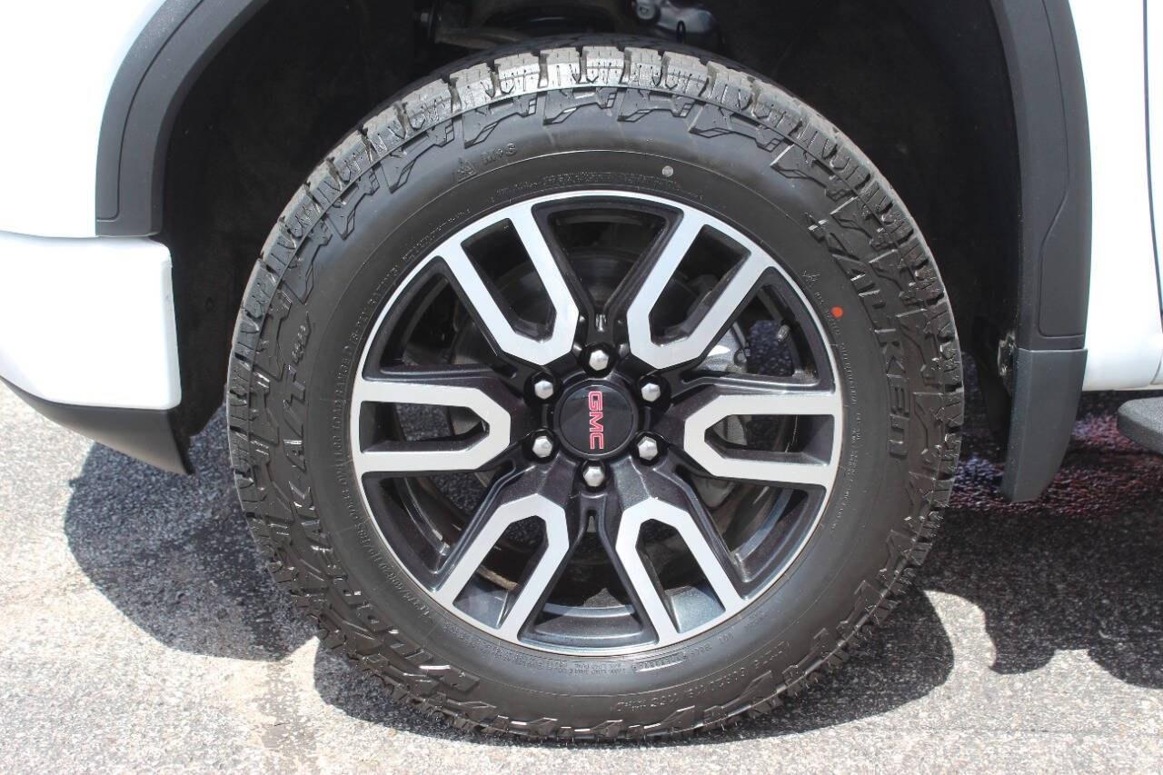 2021 White GMC Sierra 1500 AT4 Crew Cab Short Box 4WD (3GTP9EEL7MG) with an EcoTec3 6.2L V8 420hp 460ft. lbs. 6.2L V8 engine, Automatic 10-Speed transmission, located at 4301 NW 39th , Oklahoma City, OK, 73112, (405) 949-5600, 35.512135, -97.598671 - Hablamos espaol. SPEND SMART --- BUY FROM SUPER SPORTS. ALL PRICES, DOWN PAYMENTS, PAYMENTS, AND FINANCE TERMS ARE NEGOTIABLE AT THE TIME OF APPROVAL. WE WILL WORK WITH YOU TO FIT YOUR BUDGET. WE WILL EVEN LOWER AND ADJUST THE NUMBERS TO HELP MAKE THE VEHICLE MORE AFFORDABLE FOR YOU.- Photo#29