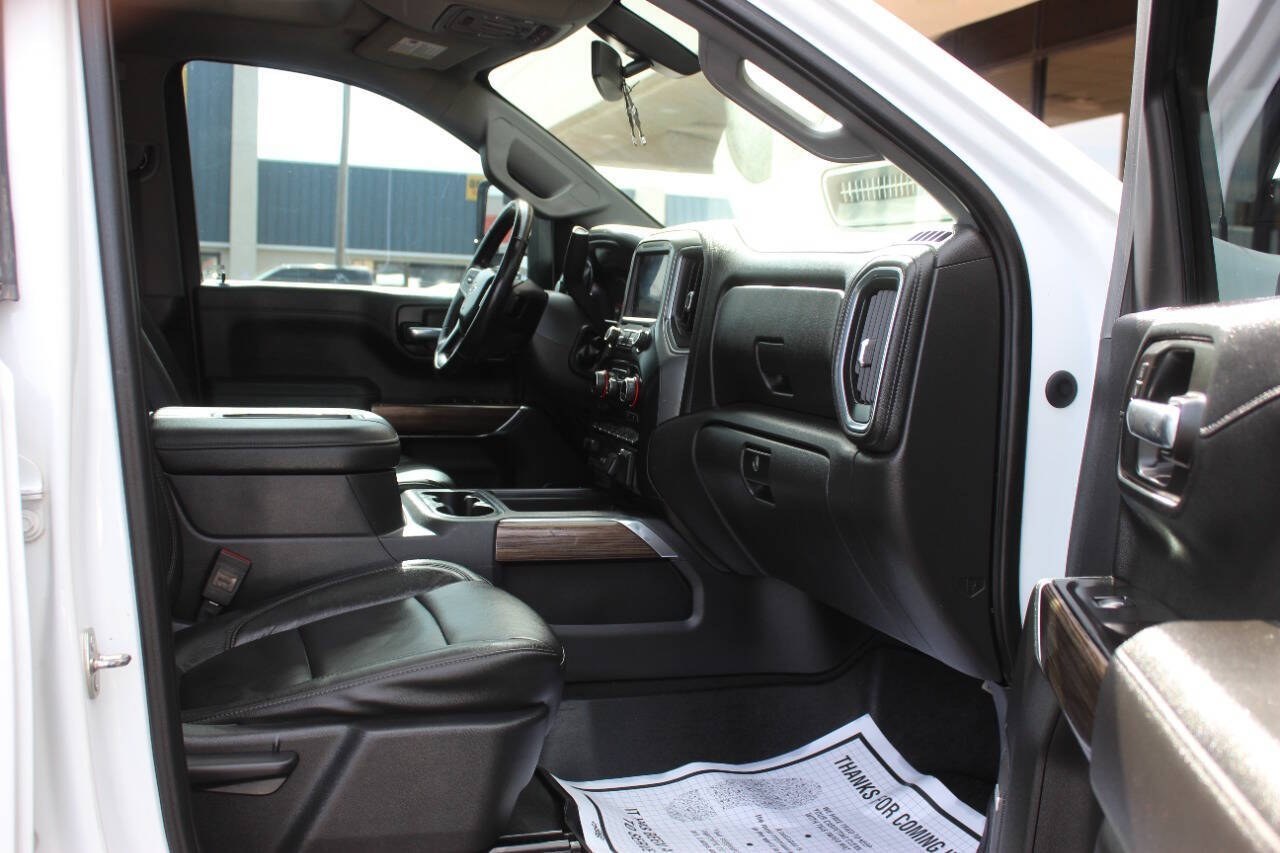 2020 White Chevrolet Silverado 1500 RST Crew Cab 4WD (3GCUYEED2LG) with an EcoTec3 5.3L V8 355hp 383ft. lbs. 5.3L V8 engine, Automatic 8-Speed transmission, located at 4301 NW 39th , Oklahoma City, OK, 73112, (405) 949-5600, 35.512135, -97.598671 - Hablamos espaol. SPEND SMART --- BUY FROM SUPER SPORTS. ALL PRICES, DOWN PAYMENTS, PAYMENTS, AND FINANCE TERMS ARE NEGOTIABLE AT THE TIME OF APPROVAL. WE WILL WORK WITH YOU TO FIT YOUR BUDGET. WE WILL EVEN LOWER AND ADJUST THE NUMBERS TO HELP MAKE THE VEHICLE MORE AFFORDABLE FOR YOU.- Photo#15