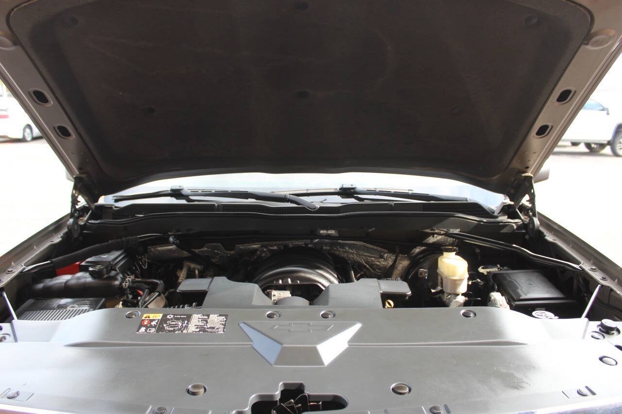 2014 Brown Chevrolet Silverado 1500 High Country Crew Cab 4WD (3GCUKTEC3EG) with an EcoTec3 5.3L Flex Fuel V8 355hp 383ft. lbs. 5.3L V8 engine, Automatic 6-Speed transmission, located at 4301 NW 39th , Oklahoma City, OK, 73112, (405) 949-5600, 35.512135, -97.598671 - Hablamos espaol. SPEND SMART --- BUY FROM SUPER SPORTS. ALL PRICES, DOWN PAYMENTS, PAYMENTS, AND FINANCE TERMS ARE NEGOTIABLE AT THE TIME OF APPROVAL. WE WILL WORK WITH YOU TO FIT YOUR BUDGET. WE WILL EVEN LOWER AND ADJUST THE NUMBERS TO HELP MAKE THE VEHICLE MORE AFFORDABLE FOR YOU.- Photo#7