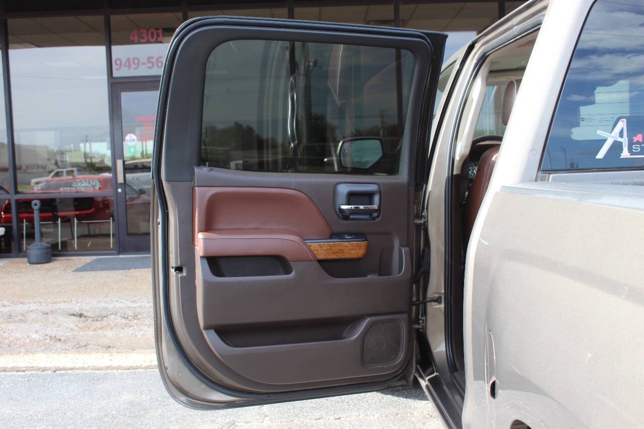 2014 Brown Chevrolet Silverado 1500 High Country Crew Cab 4WD (3GCUKTEC3EG) with an EcoTec3 5.3L Flex Fuel V8 355hp 383ft. lbs. 5.3L V8 engine, Automatic 6-Speed transmission, located at 4301 NW 39th , Oklahoma City, OK, 73112, (405) 949-5600, 35.512135, -97.598671 - Hablamos espaol. SPEND SMART --- BUY FROM SUPER SPORTS. ALL PRICES, DOWN PAYMENTS, PAYMENTS, AND FINANCE TERMS ARE NEGOTIABLE AT THE TIME OF APPROVAL. WE WILL WORK WITH YOU TO FIT YOUR BUDGET. WE WILL EVEN LOWER AND ADJUST THE NUMBERS TO HELP MAKE THE VEHICLE MORE AFFORDABLE FOR YOU.- Photo#12