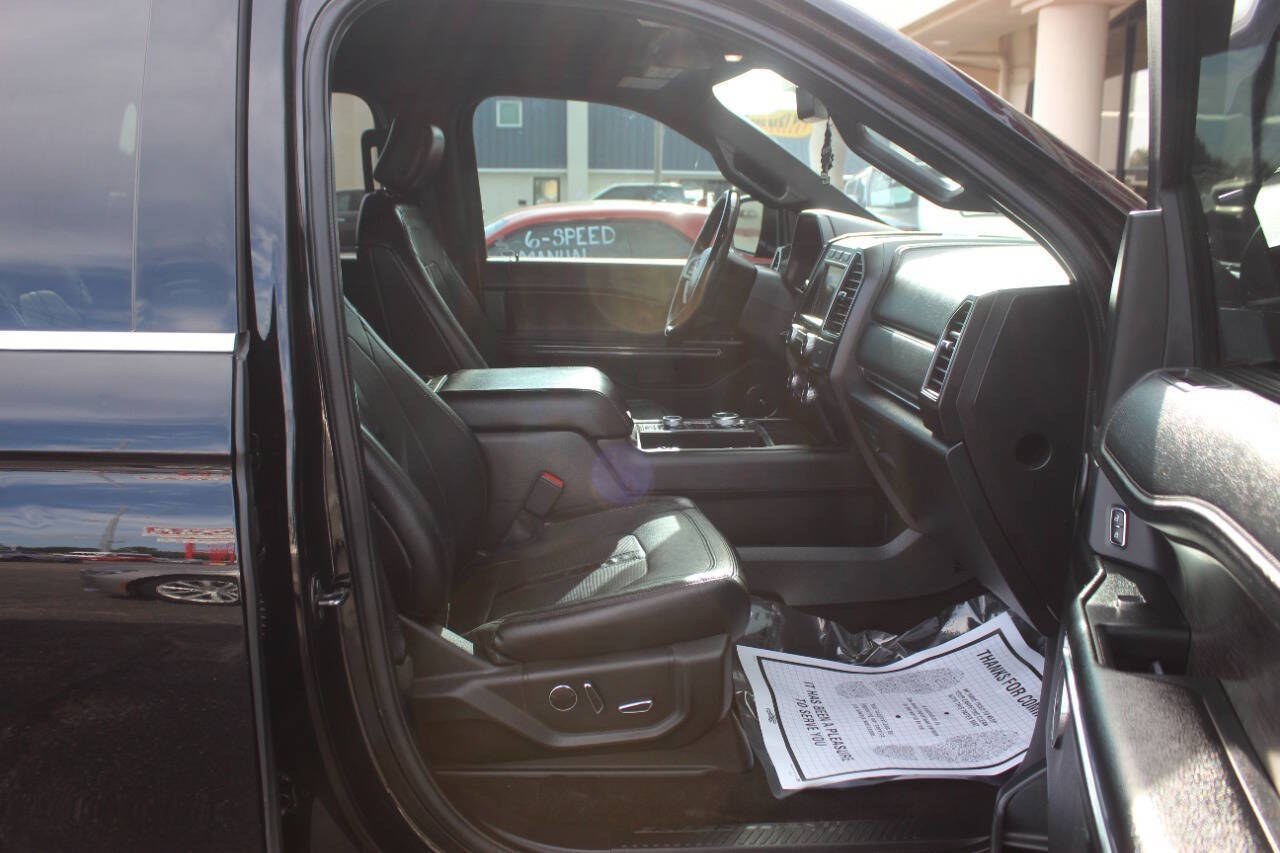 2019 Black Ford Expedition MAX MAX Limited 4WD (1FMJK2ATXKE) with an EcoBoost 3.5L Twin Turbo V6 375hp 470ft. lbs. 3.5L V6 engine, Automatic 10-Speed transmission, located at 4301 NW 39th , Oklahoma City, OK, 73112, (405) 949-5600, 35.512135, -97.598671 - Hablamos espaol. SPEND SMART --- BUY FROM SUPER SPORTS. ALL PRICES, DOWN PAYMENTS, PAYMENTS, AND FINANCE TERMS ARE NEGOTIABLE AT THE TIME OF APPROVAL. WE WILL WORK WITH YOU TO FIT YOUR BUDGET. WE WILL EVEN LOWER AND ADJUST THE NUMBERS TO HELP MAKE THE VEHICLE MORE AFFORDABLE FOR YOU.- Photo#9