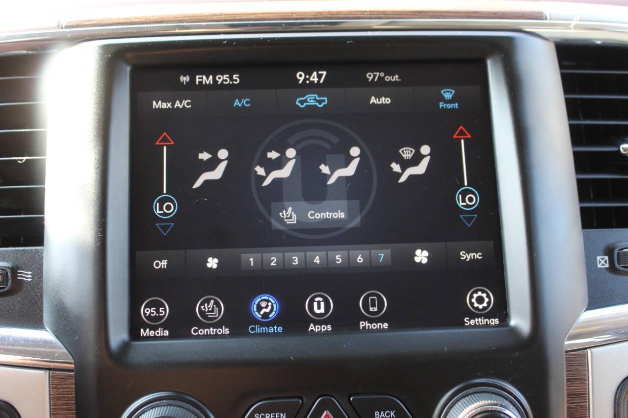 2018 Gray RAM 1500 Laramie Crew Cab SWB 4WD (1C6RR7NT8JS) with an HEMI 5.7L V8 395hp 410ft. lbs. 5.7L V8 engine, Automatic 8-Speed transmission, located at 4301 NW 39th , Oklahoma City, OK, 73112, (405) 949-5600, 35.512135, -97.598671 - Hablamos espanol. SPEND SMART --- BUY FROM SUPER SPORTS. ALL PRICES, DOWN PAYMENTS, PAYMENTS, AND FINANCE TERMS ARE NEGOTIABLE AT THE TIME OF APPROVAL. WE WILL WORK WITH YOU TO FIT YOUR BUDGET. WE WILL EVEN LOWER AND ADJUST THE NUMBERS TO HELP MAKE THE VEHICLE MORE AFFORDABLE FOR YOU.- Photo#23