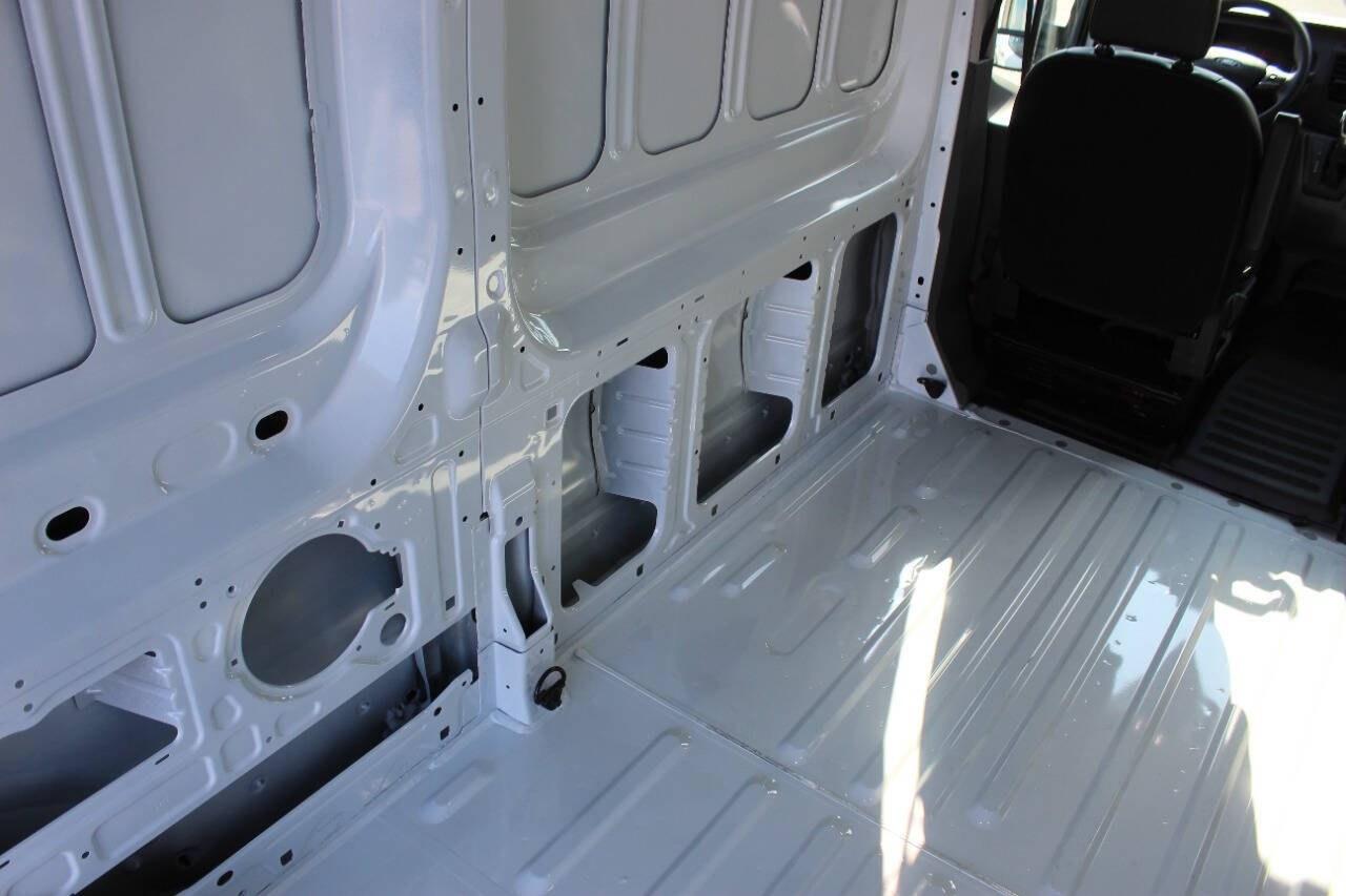 2026 White Ford Transit High Roof (1FTBR1X85TK) with an 3.5L V6 275hp 260ft. lbs. 3.5L V6 engine, Automatic 10-Speed transmission, located at 4301 NW 39th , Oklahoma City, OK, 73112, (405) 949-5600, 35.512135, -97.598671 - Hablamos espanol. SPEND SMART --- BUY FROM SUPER SPORTS. ALL PRICES, DOWN PAYMENTS, PAYMENTS, AND FINANCE TERMS ARE NEGOTIABLE AT THE TIME OF APPROVAL. WE WILL WORK WITH YOU TO FIT YOUR BUDGET. WE WILL EVEN LOWER AND ADJUST THE NUMBERS TO HELP MAKE THE VEHICLE MORE AFFORDABLE FOR YOU.- Photo#23