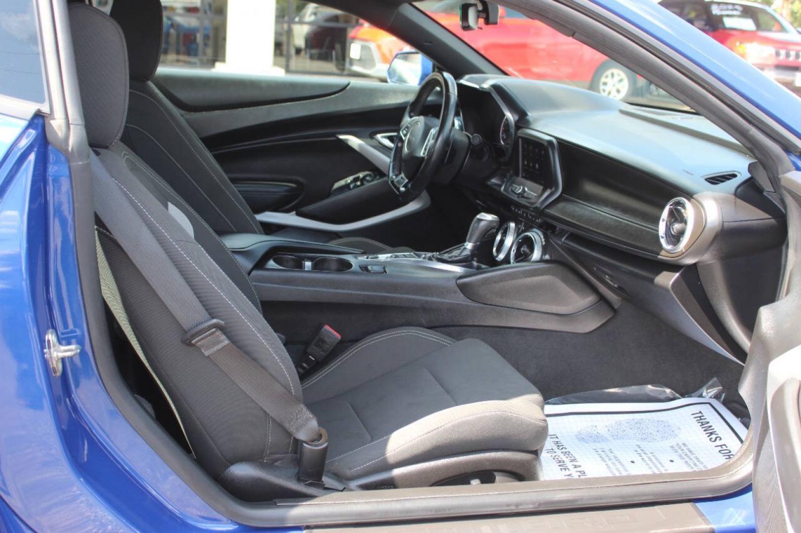 2020 Blue Chevrolet Camaro 1LT Coupe (1G1FB1RX8L0) with an 2.0L Turbo I4 275hp 295ft. lbs. 2.0L I4 engine, Automatic 8-Speed transmission, located at 4301 NW 39th , Oklahoma City, OK, 73112, (405) 949-5600, 35.512135, -97.598671 - Hablamos espanol. SPEND SMART --- BUY FROM SUPER SPORTS. ALL PRICES, DOWN PAYMENTS, PAYMENTS, AND FINANCE TERMS ARE NEGOTIABLE AT THE TIME OF APPROVAL. WE WILL WORK WITH YOU TO FIT YOUR BUDGET. WE WILL EVEN LOWER AND ADJUST THE NUMBERS TO HELP MAKE THE VEHICLE MORE AFFORDABLE FOR YOU.- Photo#8