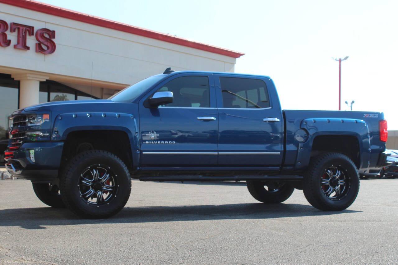 2017 Blue Chevrolet Silverado 1500 LTZ Crew Cab 4WD (3GCUKSEJ2HG) with an EcoTec3 6.2L V8 420hp 460ft. lbs. 6.2L V8 engine, Automatic 8-Speed transmission, located at 4301 NW 39th , Oklahoma City, OK, 73112, (405) 949-5600, 35.512135, -97.598671 - Hablamos espanol. SPEND SMART --- BUY FROM SUPER SPORTS. ALL PRICES, DOWN PAYMENTS, PAYMENTS, AND FINANCE TERMS ARE NEGOTIABLE AT THE TIME OF APPROVAL. WE WILL WORK WITH YOU TO FIT YOUR BUDGET. WE WILL EVEN LOWER AND ADJUST THE NUMBERS TO HELP MAKE THE VE HICLE MORE AFFORDABLE FOR YOU.- Photo#6
