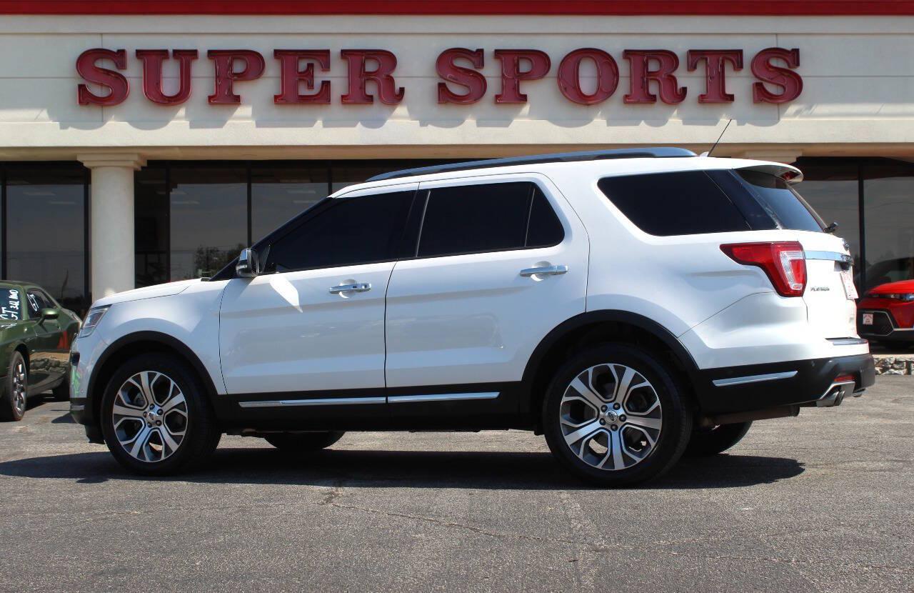 2018 White Ford Explorer Platinum AWD (1FM5K8HT5JG) with an EcoBoost 3.5L Twin Turbo V6 365hp 350ft. lbs. 3.5L V6 engine, Automatic 6-Speed transmission, located at 4301 NW 39th , Oklahoma City, OK, 73112, (405) 949-5600, 35.512135, -97.598671 - Hablamos espanol. SPEND SMART --- BUY FROM SUPER SPORTS. ALL PRICES, DOWN PAYMENTS, PAYMENTS, AND FINANCE TERMS ARE NEGOTIABLE AT THE TIME OF APPROVAL. WE WILL WORK WITH YOU TO FIT YOUR BUDGET. WE WILL EVEN LOWER AND ADJUST THE NUMBERS TO HELP MAKE THE VE HICLE MORE AFFORDABLE FOR YOU.- Photo#4