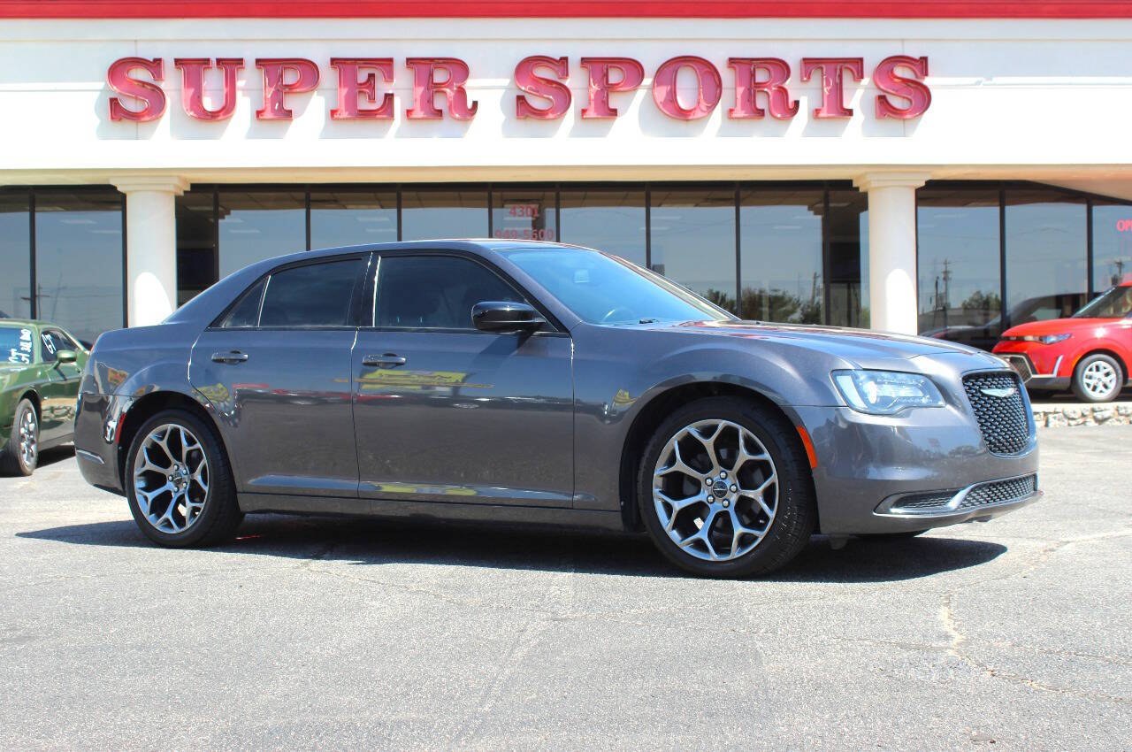 2018 Gray Chrysler 300 Limited RWD (2C3CCAAG0JH) with an Pentastar 3.6L V6 292hp 260ft. lbs. 3.6L V6 engine, Automatic 8-Speed transmission, located at 4301 NW 39th , Oklahoma City, OK, 73112, (405) 949-5600, 35.512135, -97.598671 - Hablamos espanol. SPEND SMART --- BUY FROM SUPER SPORTS. ALL PRICES, DOWN PAYMENTS, PAYMENTS, AND FINANCE TERMS ARE NEGOTIABLE AT THE TIME OF APPROVAL. WE WILL WORK WITH YOU TO FIT YOUR BUDGET. WE WILL EVEN LOWER AND ADJUST THE NUMBERS TO HELP MAKE THE VEHICLE MORE AFFORDABLE FOR YOU.- Photo#0