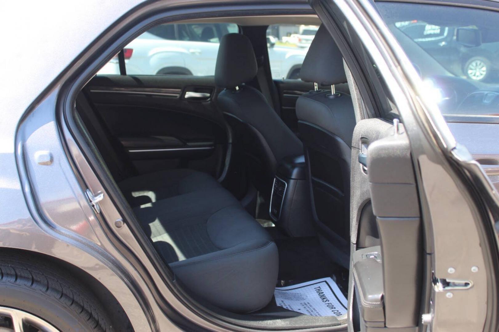 2018 Gray Chrysler 300 Limited RWD (2C3CCAAG0JH) with an Pentastar 3.6L V6 292hp 260ft. lbs. 3.6L V6 engine, Automatic 8-Speed transmission, located at 4301 NW 39th , Oklahoma City, OK, 73112, (405) 949-5600, 35.512135, -97.598671 - Hablamos espanol. SPEND SMART --- BUY FROM SUPER SPORTS. ALL PRICES, DOWN PAYMENTS, PAYMENTS, AND FINANCE TERMS ARE NEGOTIABLE AT THE TIME OF APPROVAL. WE WILL WORK WITH YOU TO FIT YOUR BUDGET. WE WILL EVEN LOWER AND ADJUST THE NUMBERS TO HELP MAKE THE VEHICLE MORE AFFORDABLE FOR YOU.- Photo#10