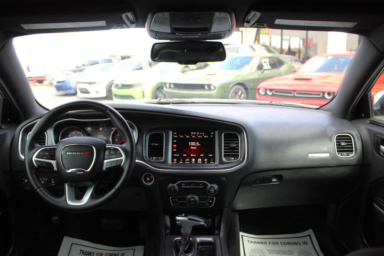 2016 White Dodge Charger SXT (2C3CDXHG4GH) with an Pentastar 3.6L V6 292hp 260ft. lbs. 3.6L V6 engine, Automatic 8-Speed transmission, located at 4301 NW 39th , Oklahoma City, OK, 73112, (405) 949-5600, 35.512135, -97.598671 - Hablamos espanol. SPEND SMART --- BUY FROM SUPER SPORTS. ALL PRICES, DOWN PAYMENTS, PAYMENTS, AND FINANCE TERMS ARE NEGOTIABLE AT THE TIME OF APPROVAL. WE WILL WORK WITH YOU TO FIT YOUR BUDGET. WE WILL EVEN LOWER AND ADJUST THE NUMBERS TO HELP MAKE THE VE HICLE MORE AFFORDABLE FOR YOU.- Photo#16
