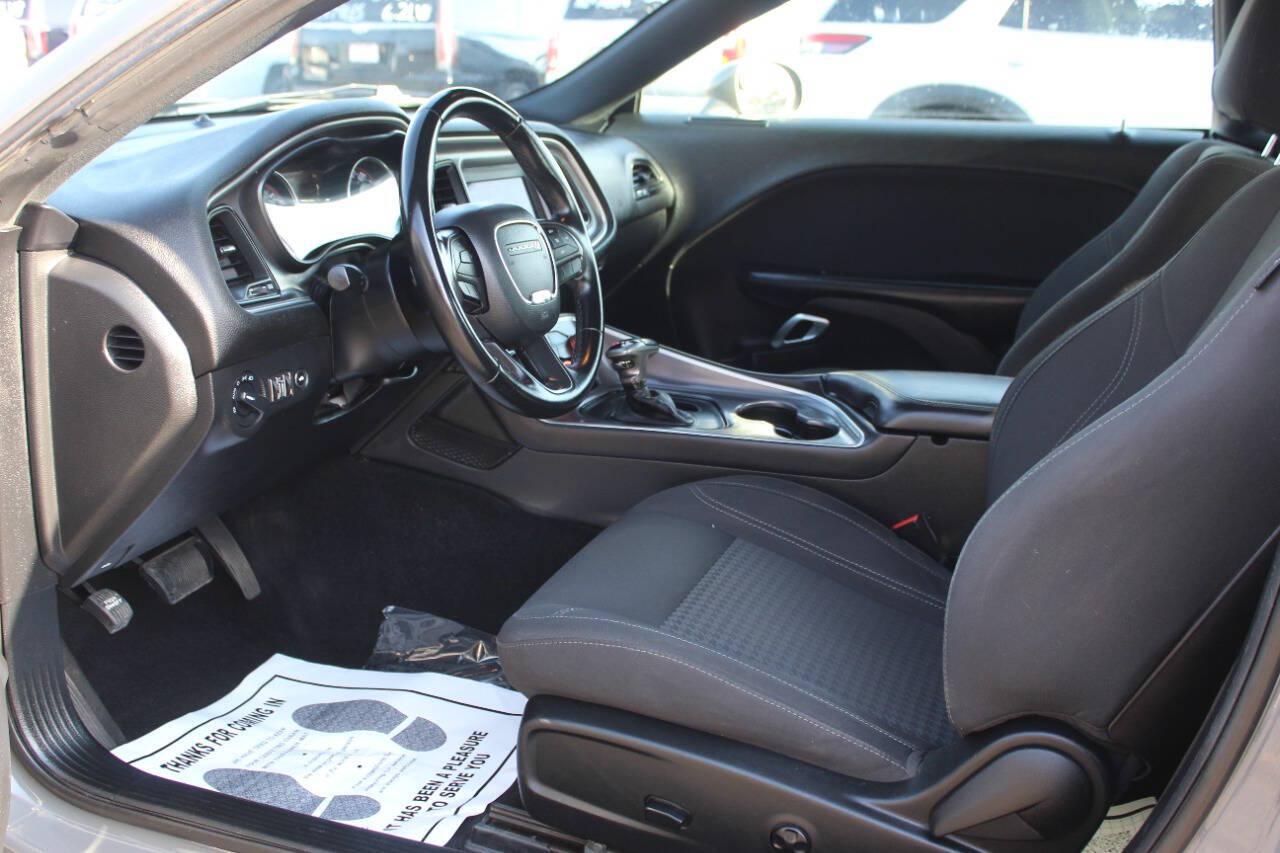 2019 Gray Dodge Challenger GT (2C3CDZGG4KH) with an Pentastar 3.6L V6 305hp 268ft. lbs. 3.6L V6 engine, Automatic 8-Speed transmission, located at 4301 NW 39th , Oklahoma City, OK, 73112, (405) 949-5600, 35.512135, -97.598671 - Hablamos espanol. SPEND SMART --- BUY FROM SUPER SPORTS. ALL PRICES, DOWN PAYMENTS, PAYMENTS, AND FINANCE TERMS ARE NEGOTIABLE AT THE TIME OF APPROVAL. WE WILL WORK WITH YOU TO FIT YOUR BUDGET. WE WILL EVEN LOWER AND ADJUST THE NUMBERS TO HELP MAKE THE VEHICLE MORE AFFORDABLE FOR YOU.- Photo#12