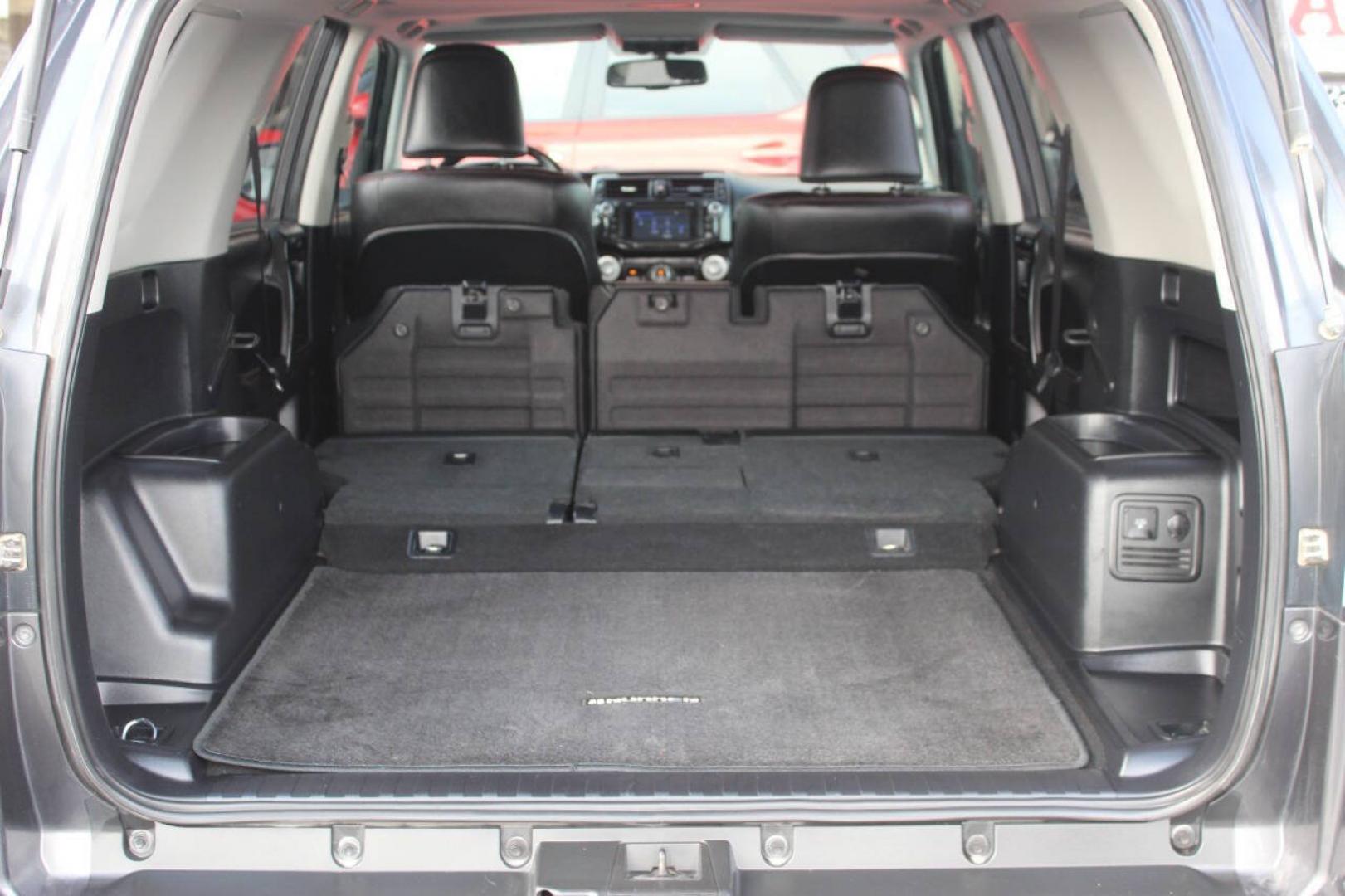 2014 Gray Toyota 4Runner SR5 4WD (JTEBU5JR4E5) with an 4.0L V6 270hp 278ft. lbs. 4.0L V6 engine, Automatic 5-Speed transmission, located at 4301 NW 39th , Oklahoma City, OK, 73112, (405) 949-5600, 35.512135, -97.598671 - Hablamos espanol. SPEND SMART --- BUY FROM SUPER SPORTS. ALL PRICES, DOWN PAYMENTS, PAYMENTS, AND FINANCE TERMS ARE NEGOTIABLE AT THE TIME OF APPROVAL. WE WILL WORK WITH YOU TO FIT YOUR BUDGET. WE WILL EVEN LOWER AND ADJUST THE NUMBERS TO HELP MAKE THE VE HICLE MORE AFFORDABLE FOR YOU.- Photo#13