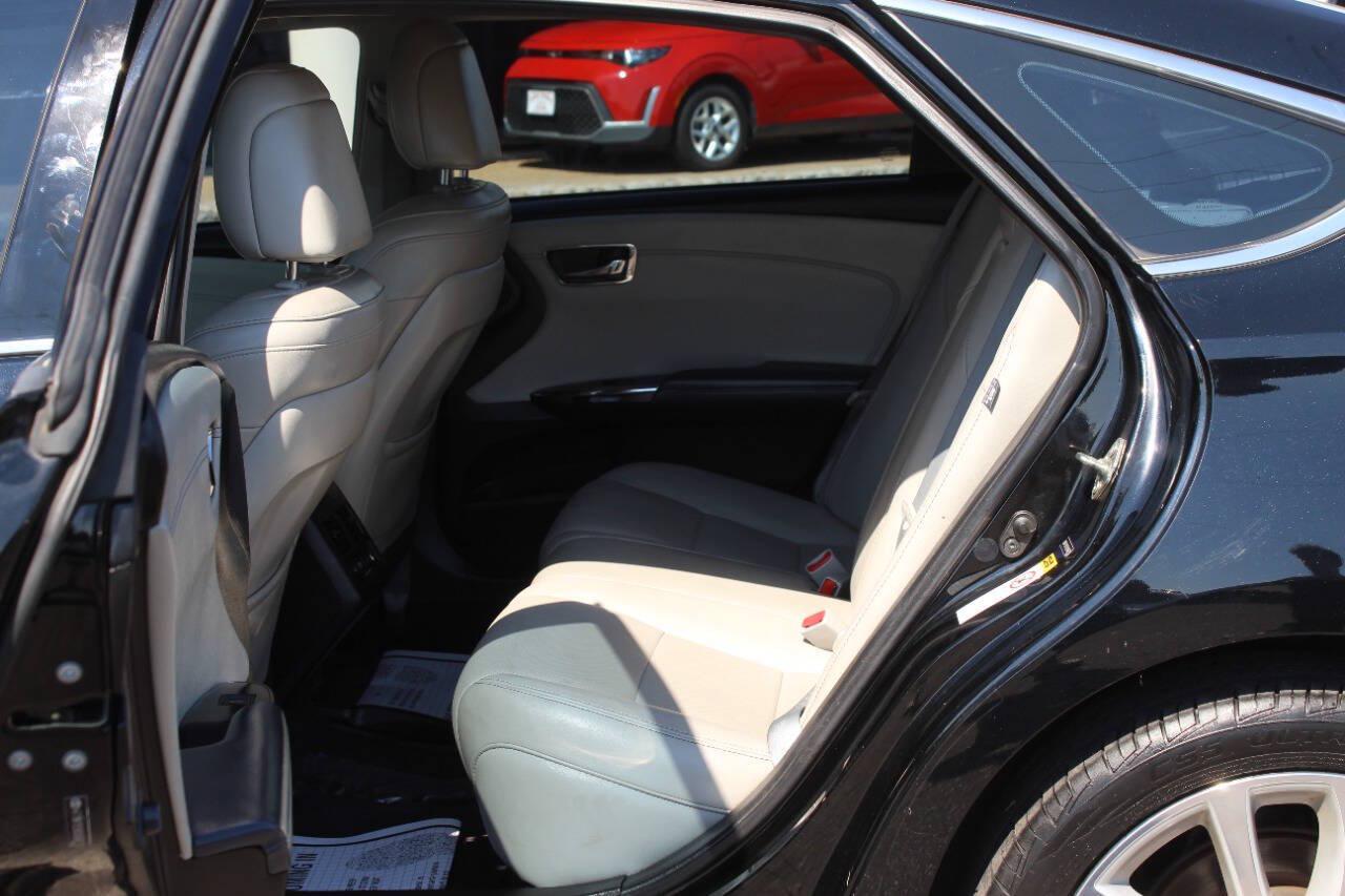 2013 Black Toyota Avalon XLE (4T1BK1EBXDU) with an 3.5L V6 268hp 248ft. lbs. 3.5L V6 engine, Automatic 6-Speed transmission, located at 4301 NW 39th , Oklahoma City, OK, 73112, (405) 949-5600, 35.512135, -97.598671 - Hablamos espanol. SPEND SMART --- BUY FROM SUPER SPORTS. ALL PRICES, DOWN PAYMENTS, PAYMENTS, AND FINANCE TERMS ARE NEGOTIABLE AT THE TIME OF APPROVAL. WE WILL WORK WITH YOU TO FIT YOUR BUDGET. WE WILL EVEN LOWER AND ADJUST THE NUMBERS TO HELP MAKE THE VE HICLE MORE AFFORDABLE FOR YOU.- Photo#12
