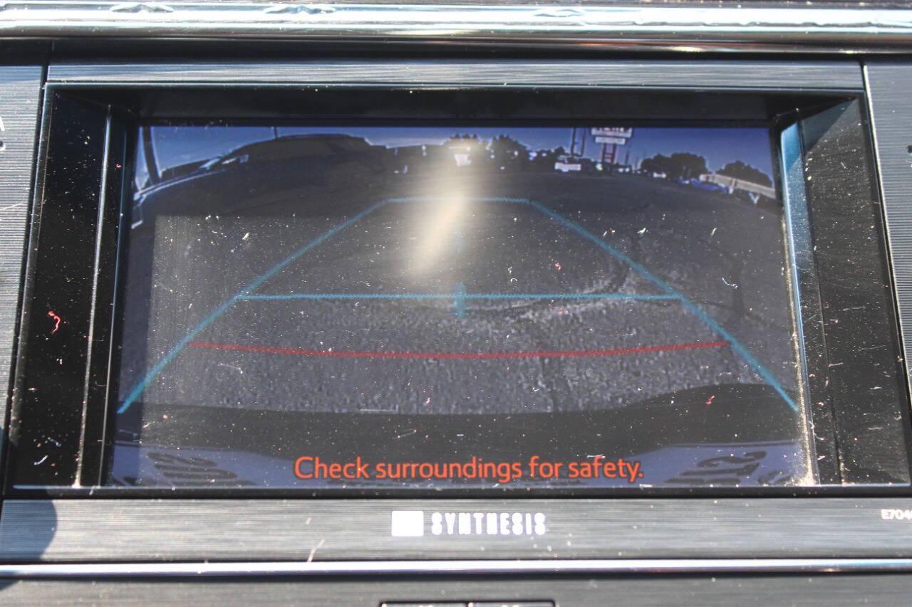 2013 Black Toyota Avalon XLE (4T1BK1EBXDU) with an 3.5L V6 268hp 248ft. lbs. 3.5L V6 engine, Automatic 6-Speed transmission, located at 4301 NW 39th , Oklahoma City, OK, 73112, (405) 949-5600, 35.512135, -97.598671 - Hablamos espanol. SPEND SMART --- BUY FROM SUPER SPORTS. ALL PRICES, DOWN PAYMENTS, PAYMENTS, AND FINANCE TERMS ARE NEGOTIABLE AT THE TIME OF APPROVAL. WE WILL WORK WITH YOU TO FIT YOUR BUDGET. WE WILL EVEN LOWER AND ADJUST THE NUMBERS TO HELP MAKE THE VE HICLE MORE AFFORDABLE FOR YOU.- Photo#20