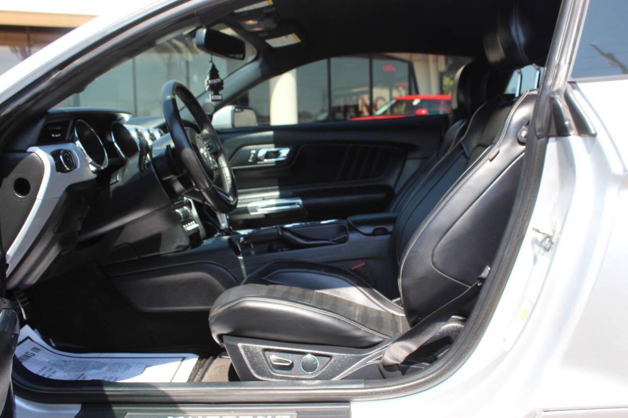 2015 Silver Ford Mustang EcoBoost Coupe (1FA6P8TH6F5) with an 2.3L I4 Turbocharger 2.3L I4 engine, Automatic 6-Speed transmission, located at 4301 NW 39th , Oklahoma City, OK, 73112, (405) 949-5600, 35.512135, -97.598671 - Hablamos espanol. SPEND SMART --- BUY FROM SUPER SPORTS. ALL PRICES, DOWN PAYMENTS, PAYMENTS, AND FINANCE TERMS ARE NEGOTIABLE AT THE TIME OF APPROVAL. WE WILL WORK WITH YOU TO FIT YOUR BUDGET. WE WILL EVEN LOWER AND ADJUST THE NUMBERS TO HELP MAKE THE VE HICLE MORE AFFORDABLE FOR YOU.- Photo#15