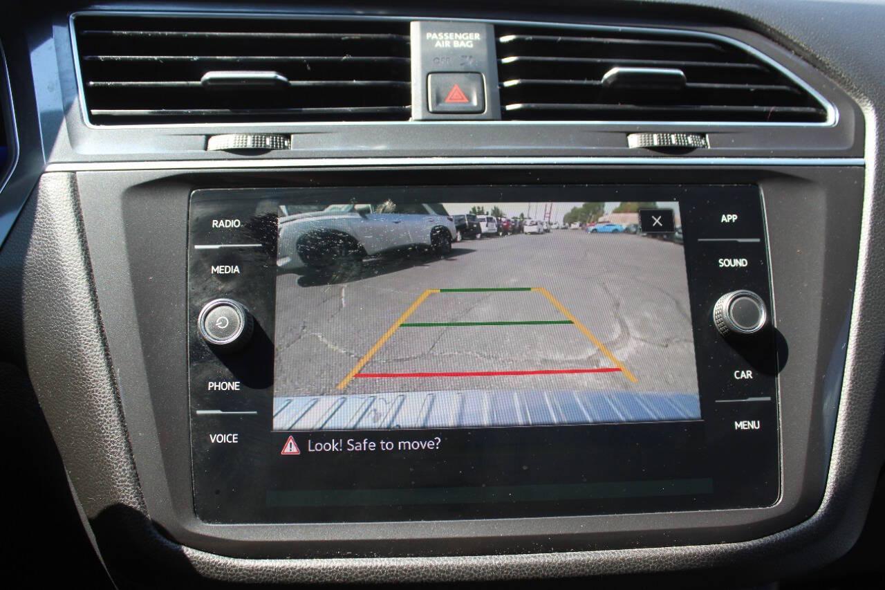 2022 Gray Volkswagen Tiguan SE (3VV3B7AX8NM) with an 2.0L Turbo I4 184hp 221ft. lbs. 2.0L I4 engine, Automatic 8-Speed transmission, located at 4301 NW 39th , Oklahoma City, OK, 73112, (405) 949-5600, 35.512135, -97.598671 - Hablamos espanol. SPEND SMART --- BUY FROM SUPER SPORTS. ALL PRICES, DOWN PAYMENTS, PAYMENTS, AND FINANCE TERMS ARE NEGOTIABLE AT THE TIME OF APPROVAL. WE WILL WORK WITH YOU TO FIT YOUR BUDGET. WE WILL EVEN LOWER AND ADJUST THE NUMBERS TO HELP MAKE THE VEHICLE MORE AFFORDABLE FOR YOU.- Photo#20