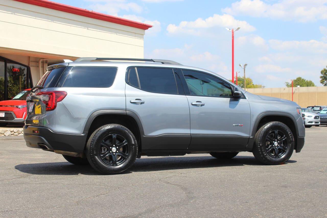 2022 Silver GMC Acadia SLE (1GKKNLLS6NZ) with an 3.6L V6 310hp 271ft. lbs. 3.6L V6 engine, Automatic 9-Speed transmission, located at 4301 NW 39th , Oklahoma City, OK, 73112, (405) 949-5600, 35.512135, -97.598671 - Hablamos espanol. SPEND SMART --- BUY FROM SUPER SPORTS. ALL PRICES, DOWN PAYMENTS, PAYMENTS, AND FINANCE TERMS ARE NEGOTIABLE AT THE TIME OF APPROVAL. WE WILL WORK WITH YOU TO FIT YOUR BUDGET. WE WILL EVEN LOWER AND ADJUST THE NUMBERS TO HELP MAKE THE VE HICLE MORE AFFORDABLE FOR YOU.- Photo#2