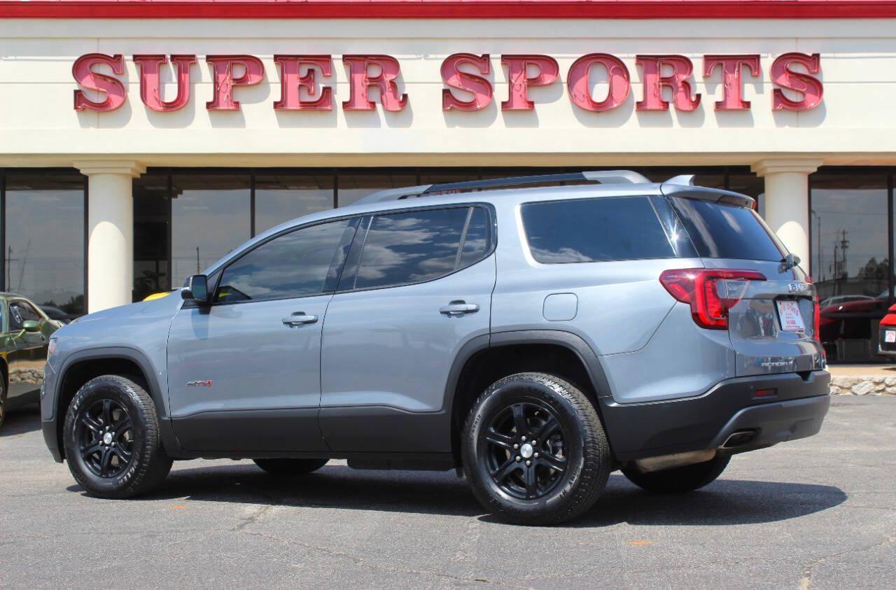 2022 Silver GMC Acadia SLE (1GKKNLLS6NZ) with an 3.6L V6 310hp 271ft. lbs. 3.6L V6 engine, Automatic 9-Speed transmission, located at 4301 NW 39th , Oklahoma City, OK, 73112, (405) 949-5600, 35.512135, -97.598671 - Hablamos espanol. SPEND SMART --- BUY FROM SUPER SPORTS. ALL PRICES, DOWN PAYMENTS, PAYMENTS, AND FINANCE TERMS ARE NEGOTIABLE AT THE TIME OF APPROVAL. WE WILL WORK WITH YOU TO FIT YOUR BUDGET. WE WILL EVEN LOWER AND ADJUST THE NUMBERS TO HELP MAKE THE VE HICLE MORE AFFORDABLE FOR YOU.- Photo#4
