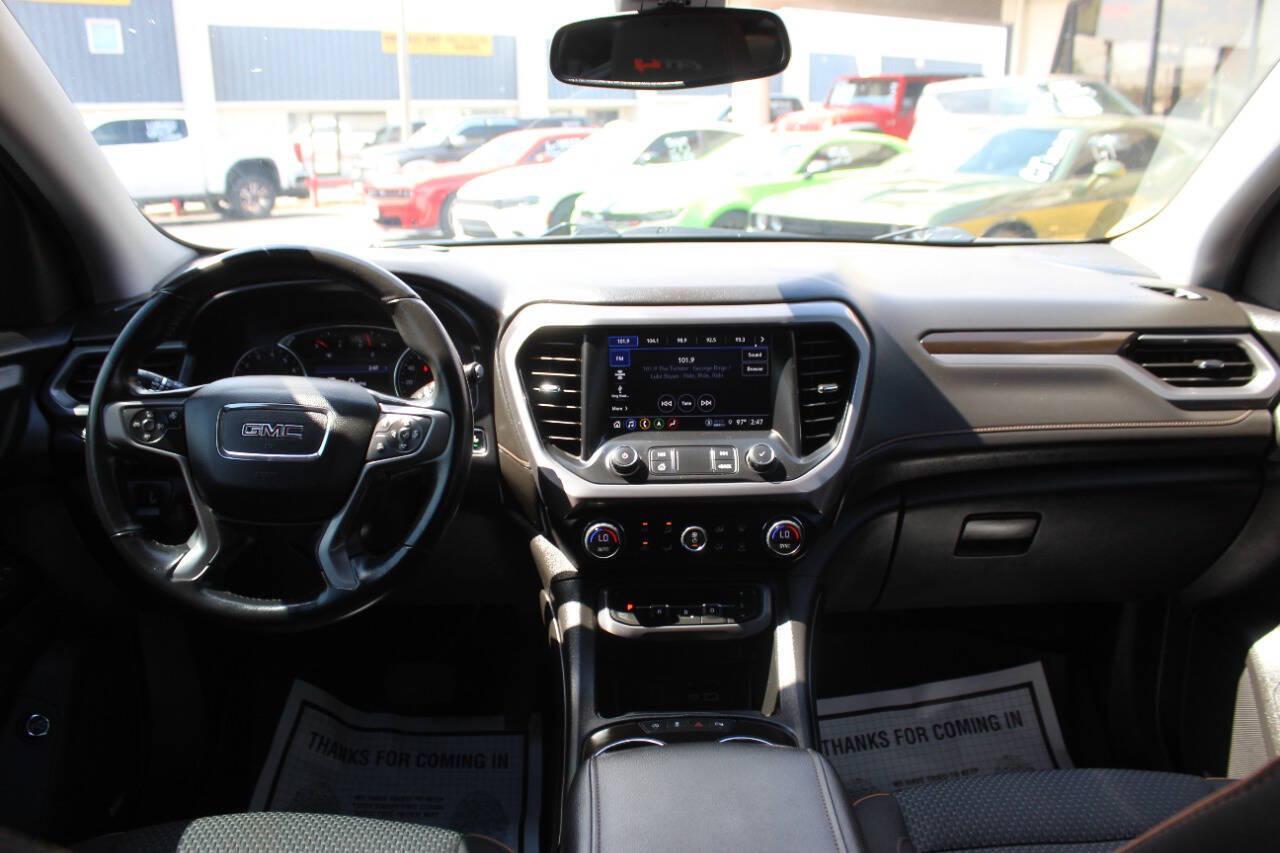 2022 Silver GMC Acadia SLE (1GKKNLLS6NZ) with an 3.6L V6 310hp 271ft. lbs. 3.6L V6 engine, Automatic 9-Speed transmission, located at 4301 NW 39th , Oklahoma City, OK, 73112, (405) 949-5600, 35.512135, -97.598671 - Hablamos espanol. SPEND SMART --- BUY FROM SUPER SPORTS. ALL PRICES, DOWN PAYMENTS, PAYMENTS, AND FINANCE TERMS ARE NEGOTIABLE AT THE TIME OF APPROVAL. WE WILL WORK WITH YOU TO FIT YOUR BUDGET. WE WILL EVEN LOWER AND ADJUST THE NUMBERS TO HELP MAKE THE VE HICLE MORE AFFORDABLE FOR YOU.- Photo#22