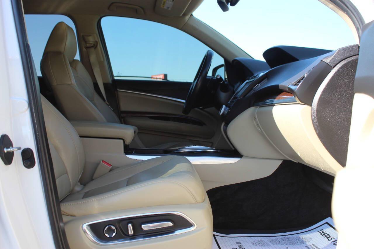 2020 White Acura MDX SH-AWD 9-Spd AT (5J8YD4H30LL) with an 3.5L V6 290hp 267ft. lbs. 3.5L V6 engine, Automatic 9-Speed transmission, located at 4301 NW 39th , Oklahoma City, OK, 73112, (405) 949-5600, 35.512135, -97.598671 - Hablamos espanol. SPEND SMART --- BUY FROM SUPER SPORTS. ALL PRICES, DOWN PAYMENTS, PAYMENTS, AND FINANCE TERMS ARE NEGOTIABLE AT THE TIME OF APPROVAL. WE WILL WORK WITH YOU TO FIT YOUR BUDGET. WE WILL EVEN LOWER AND ADJUST THE NUMBERS TO HELP MAKE THE VEHICLE MORE AFFORDABLE FOR YOU.- Photo#9