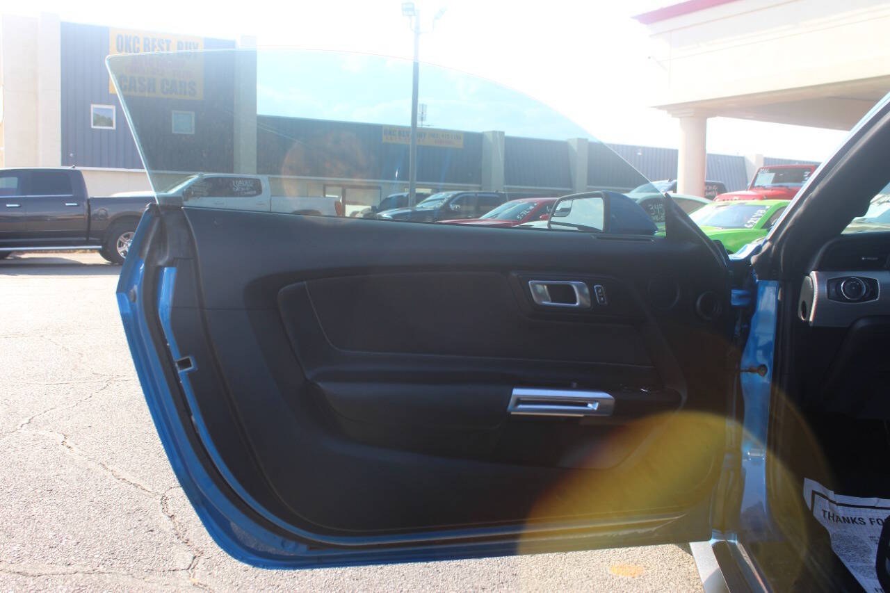 2020 Blue Ford Mustang EcoBoost Coupe (1FA6P8TH1L5) with an 2.3L I4 Turbocharger 2.3L I4 engine, Automatic 10-Speed transmission, located at 4301 NW 39th , Oklahoma City, OK, 73112, (405) 949-5600, 35.512135, -97.598671 - Hablamos espanol. SPEND SMART --- BUY FROM SUPER SPORTS. ALL PRICES, DOWN PAYMENTS, PAYMENTS, AND FINANCE TERMS ARE NEGOTIABLE AT THE TIME OF APPROVAL. WE WILL WORK WITH YOU TO FIT YOUR BUDGET. WE WILL EVEN LOWER AND ADJUST THE NUMBERS TO HELP MAKE THE VEHICLE MORE AFFORDABLE FOR YOU.- Photo#14
