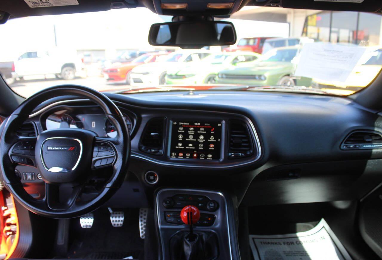 2018 Orange Dodge Challenger R/T Plus (2C3CDZBT5JH) with an 5.7L V8 5.7L V8 engine, Manual 6-Speed transmission, located at 4301 NW 39th , Oklahoma City, OK, 73112, (405) 949-5600, 35.512135, -97.598671 - Hablamos espanol. SPEND SMART --- BUY FROM SUPER SPORTS. ALL PRICES, DOWN PAYMENTS, PAYMENTS, AND FINANCE TERMS ARE NEGOTIABLE AT THE TIME OF APPROVAL. WE WILL WORK WITH YOU TO FIT YOUR BUDGET. WE WILL EVEN LOWER AND ADJUST THE NUMBERS TO HELP MAKE THE VE HICLE MORE AFFORDABLE FOR YOU.- Photo#14