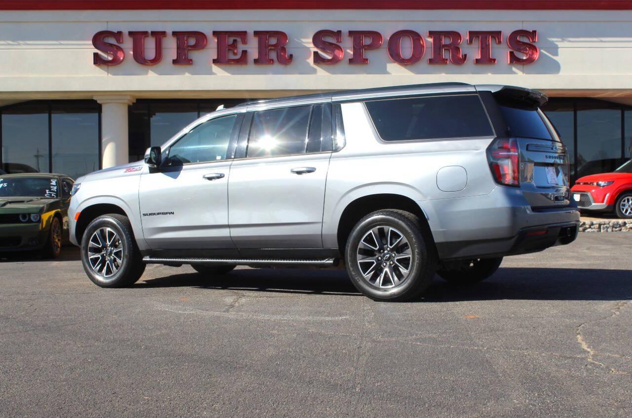 2021 Gray Chevrolet Suburban Z71 (1GNSKDKD5MR) with an EcoTec3 5.3L V8 355hp 383ft. lbs. 5.3L V8 engine, Automatic 10-Speed transmission, located at 4301 NW 39th , Oklahoma City, OK, 73112, (405) 949-5600, 35.512135, -97.598671 - Hablamos espanol. SPEND SMART --- BUY FROM SUPER SPORTS. ALL PRICES, DOWN PAYMENTS, PAYMENTS, AND FINANCE TERMS ARE NEGOTIABLE AT THE TIME OF APPROVAL. WE WILL WORK WITH YOU TO FIT YOUR BUDGET. WE WILL EVEN LOWER AND ADJUST THE NUMBERS TO HELP MAKE THE VEHICLE MORE AFFORDABLE FOR YOU.- Photo#5