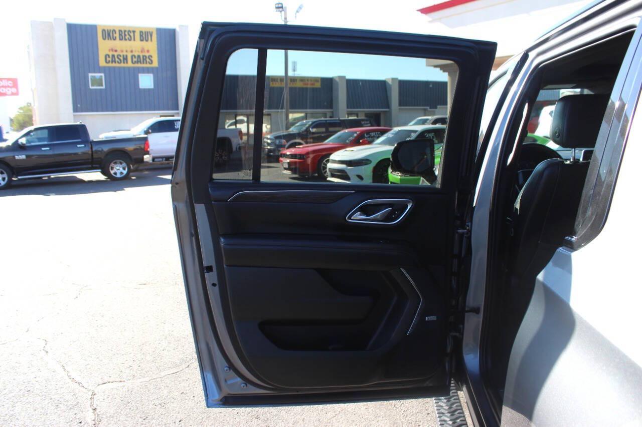 2021 Gray Chevrolet Suburban Z71 (1GNSKDKD5MR) with an EcoTec3 5.3L V8 355hp 383ft. lbs. 5.3L V8 engine, Automatic 10-Speed transmission, located at 4301 NW 39th , Oklahoma City, OK, 73112, (405) 949-5600, 35.512135, -97.598671 - Hablamos espanol. SPEND SMART --- BUY FROM SUPER SPORTS. ALL PRICES, DOWN PAYMENTS, PAYMENTS, AND FINANCE TERMS ARE NEGOTIABLE AT THE TIME OF APPROVAL. WE WILL WORK WITH YOU TO FIT YOUR BUDGET. WE WILL EVEN LOWER AND ADJUST THE NUMBERS TO HELP MAKE THE VEHICLE MORE AFFORDABLE FOR YOU.- Photo#17
