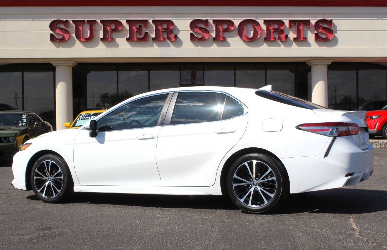 2019 White Toyota Camry LE (4T1B11HK2KU) with an 2.5L I4 203hp 184ft. lbs. 2.5L I4 engine, Automatic 8-Speed transmission, located at 4301 NW 39th , Oklahoma City, OK, 73112, (405) 949-5600, 35.512135, -97.598671 - Hablamos espanol. SPEND SMART --- BUY FROM SUPER SPORTS. ALL PRICES, DOWN PAYMENTS, PAYMENTS, AND FINANCE TERMS ARE NEGOTIABLE AT THE TIME OF APPROVAL. WE WILL WORK WITH YOU TO FIT YOUR BUDGET. WE WILL EVEN LOWER AND ADJUST THE NUMBERS TO HELP MAKE THE VEHICLE MORE AFFORDABLE FOR YOU.- Photo#3
