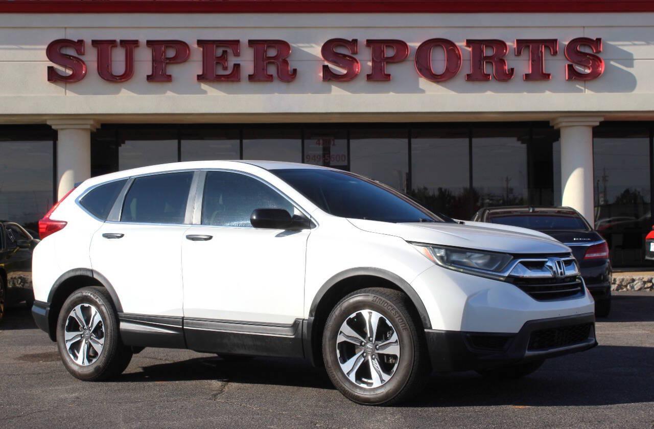 2019 White Honda CR-V LX AWD (5J6RW6H3XKL) with an 2.4L I4 184hp 180ft. lbs. 2.4L I4 engine, CVT transmission, located at 4301 NW 39th , Oklahoma City, OK, 73112, (405) 949-5600, 35.512135, -97.598671 - Hablamos espanol. SPEND SMART --- BUY FROM SUPER SPORTS. ALL PRICES, DOWN PAYMENTS, PAYMENTS, AND FINANCE TERMS ARE NEGOTIABLE AT THE TIME OF APPROVAL. WE WILL WORK WITH YOU TO FIT YOUR BUDGET. WE WILL EVEN LOWER AND ADJUST THE NUMBERS TO HELP MAKE THE VEHICLE MORE AFFORDABLE FOR YOU.- Photo#0