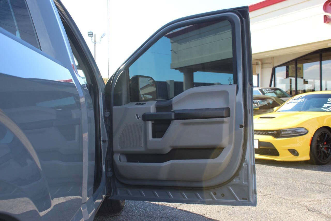 2019 Gray Ford F-150 XL 6.5-ft. Bed 2WD (1FTMF1CP0KK) with an EcoBoost 2.7L Twin Turbo V6 325hp 400ft. lbs. 2.7L V6 engine, Automatic 10-Speed transmission, located at 4301 NW 39th , Oklahoma City, OK, 73112, (405) 949-5600, 35.512135, -97.598671 - Hablamos espanol. SPEND SMART --- BUY FROM SUPER SPORTS. ALL PRICES, DOWN PAYMENTS, PAYMENTS, AND FINANCE TERMS ARE NEGOTIABLE AT THE TIME OF APPROVAL. WE WILL WORK WITH YOU TO FIT YOUR BUDGET. WE WILL EVEN LOWER AND ADJUST THE NUMBERS TO HELP MAKE THE VEHICLE MORE AFFORDABLE FOR YOU.- Photo#8
