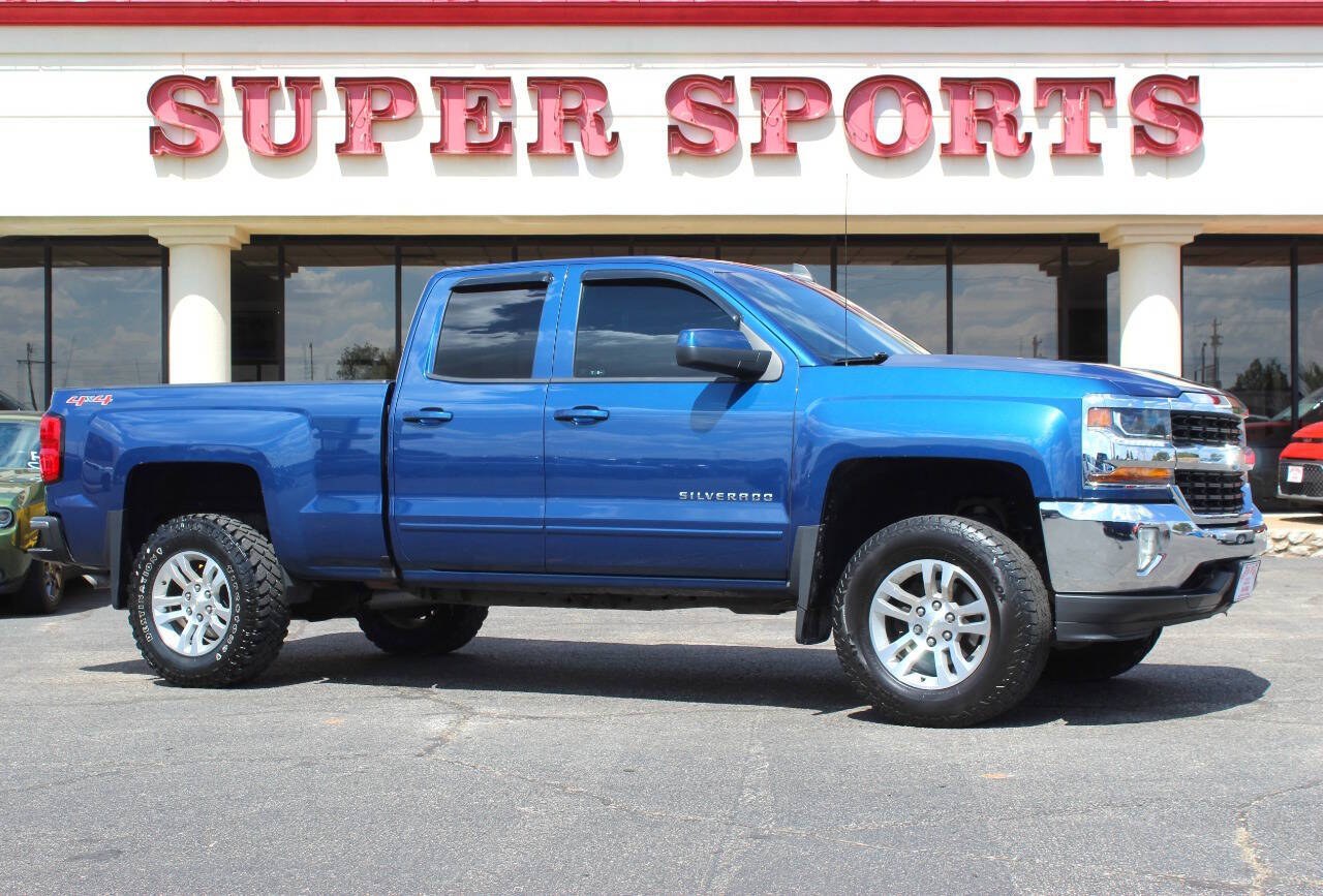 2017 Blue Chevrolet Silverado 1500 LT Double Cab 4WD (1GCVKREC0HZ) with an EcoTec3 5.3L V8 355hp 383ft. lbs. 5.3L V8 engine, Automatic 6-Speed transmission, located at 4301 NW 39th , Oklahoma City, OK, 73112, (405) 949-5600, 35.512135, -97.598671 - Hablamos espanol. SPEND SMART --- BUY FROM SUPER SPORTS. ALL PRICES, DOWN PAYMENTS, PAYMENTS, AND FINANCE TERMS ARE NEGOTIABLE AT THE TIME OF APPROVAL. WE WILL WORK WITH YOU TO FIT YOUR BUDGET. WE WILL EVEN LOWER AND ADJUST THE NUMBERS TO HELP MAKE THE VEHICLE MORE AFFORDABLE FOR YOU.- Photo#0