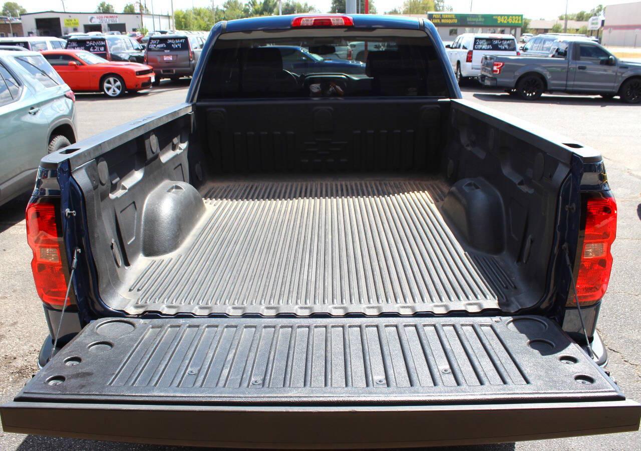 2017 Blue Chevrolet Silverado 1500 LT Double Cab 4WD (1GCVKREC0HZ) with an EcoTec3 5.3L V8 355hp 383ft. lbs. 5.3L V8 engine, Automatic 6-Speed transmission, located at 4301 NW 39th , Oklahoma City, OK, 73112, (405) 949-5600, 35.512135, -97.598671 - Hablamos espanol. SPEND SMART --- BUY FROM SUPER SPORTS. ALL PRICES, DOWN PAYMENTS, PAYMENTS, AND FINANCE TERMS ARE NEGOTIABLE AT THE TIME OF APPROVAL. WE WILL WORK WITH YOU TO FIT YOUR BUDGET. WE WILL EVEN LOWER AND ADJUST THE NUMBERS TO HELP MAKE THE VEHICLE MORE AFFORDABLE FOR YOU.- Photo#14