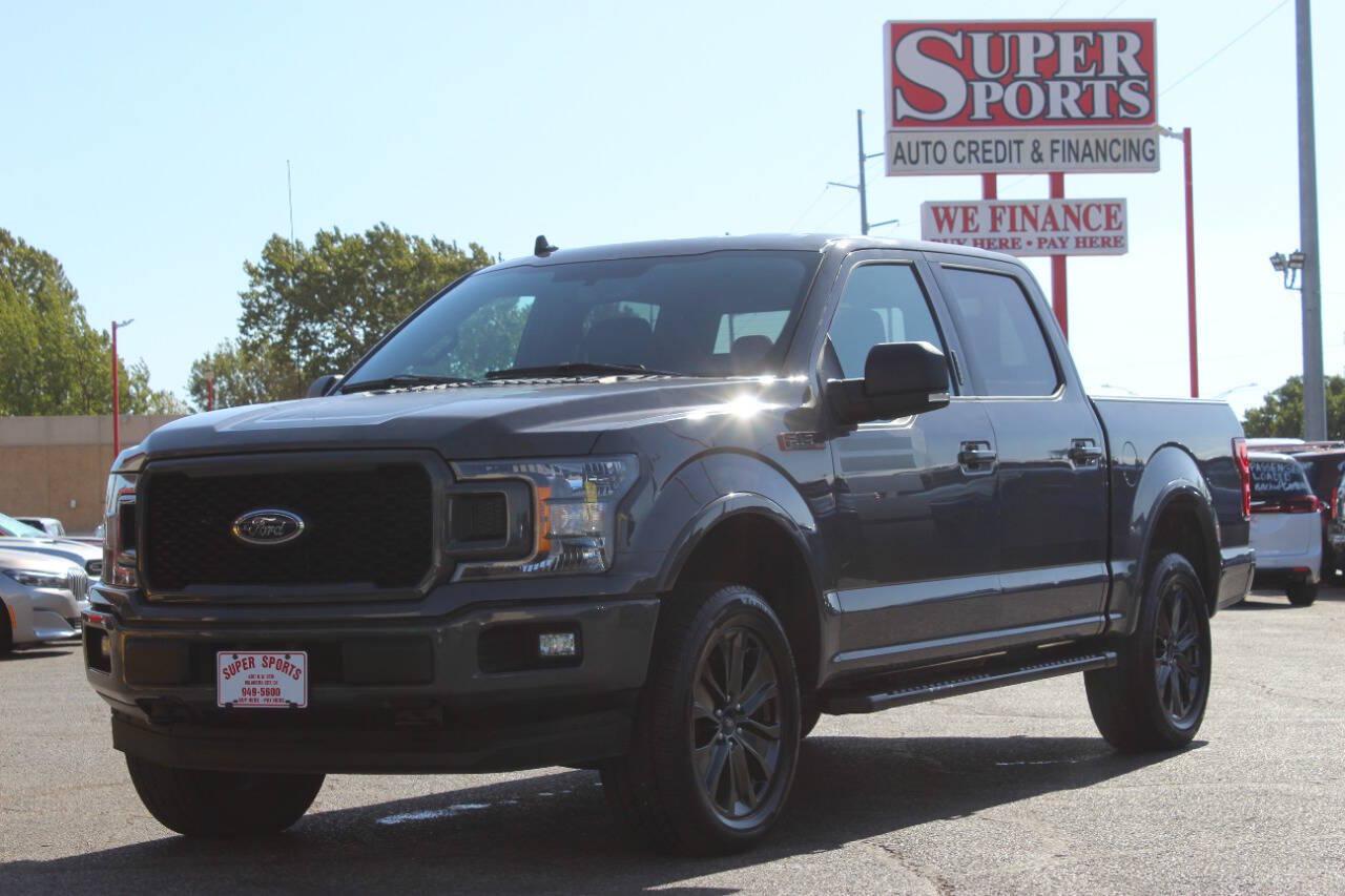 2018 Gray Ford F-150 XLT SuperCrew 5.5-ft. Bed 4WD (1FTEW1EGXJF) with an EcoBoost 3.5L Twin Turbo V6 375hp 470ft. lbs. 3.5L V6 engine, Automatic 10-Speed transmission, located at 4301 NW 39th , Oklahoma City, OK, 73112, (405) 949-5600, 35.512135, -97.598671 - Hablamos espanol. SPEND SMART --- BUY FROM SUPER SPORTS. ALL PRICES, DOWN PAYMENTS, PAYMENTS, AND FINANCE TERMS ARE NEGOTIABLE AT THE TIME OF APPROVAL. WE WILL WORK WITH YOU TO FIT YOUR BUDGET. WE WILL EVEN LOWER AND ADJUST THE NUMBERS TO HELP MAKE THE VEHICLE MORE AFFORDABLE FOR YOU.- Photo#6