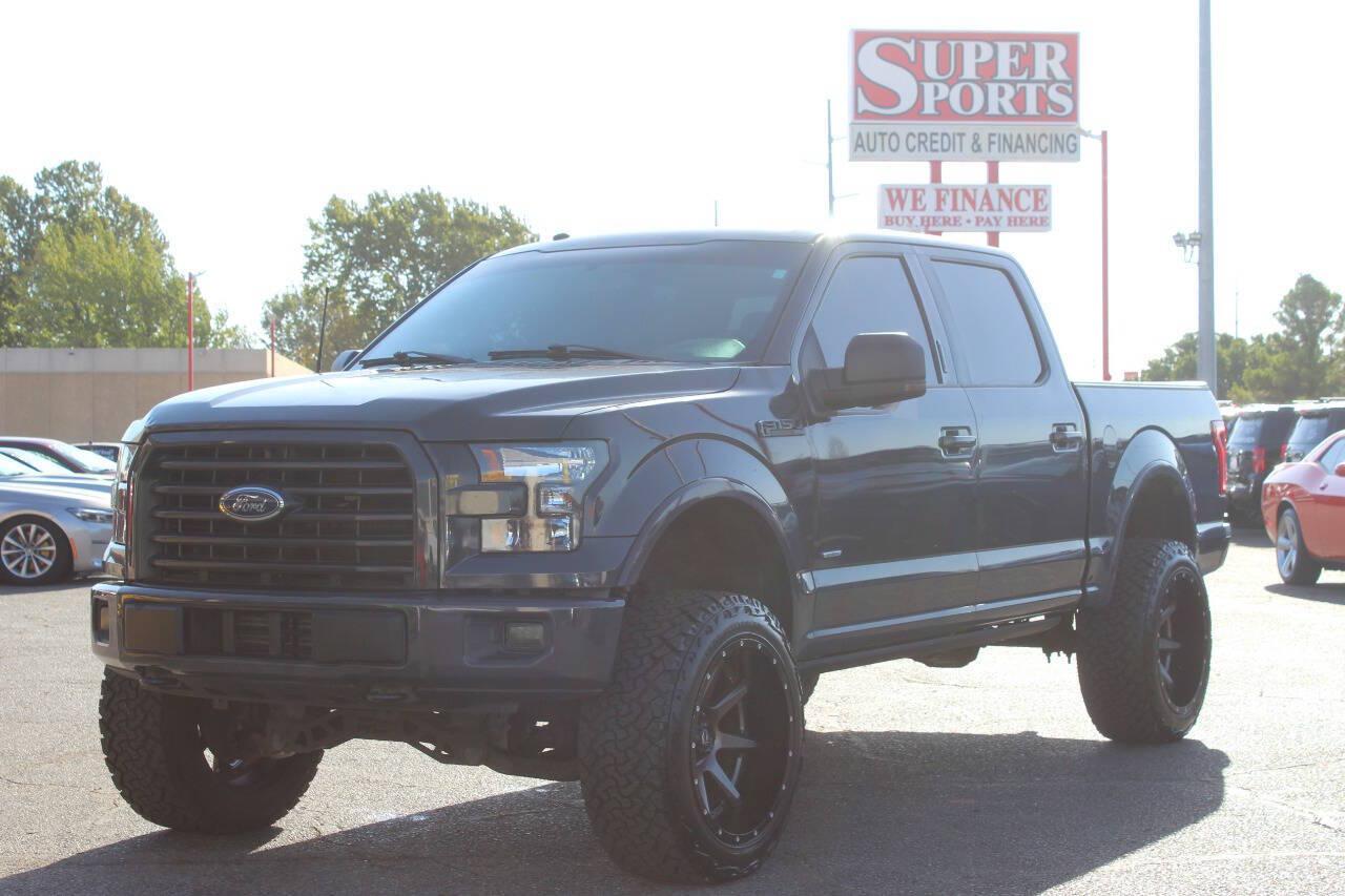 2016 Gray Ford F-150 XLT SuperCrew 6.5-ft. Bed 4WD (1FTEW1EP0GF) with an EcoBoost 2.7L Twin Turbo V6 325hp 375ft. lbs. 2.7L V6 engine, Automatic 6-Speed transmission, located at 4301 NW 39th , Oklahoma City, OK, 73112, (405) 949-5600, 35.512135, -97.598671 - Hablamos espanol. SPEND SMART --- BUY FROM SUPER SPORTS. ALL PRICES, DOWN PAYMENTS, PAYMENTS, AND FINANCE TERMS ARE NEGOTIABLE AT THE TIME OF APPROVAL. WE WILL WORK WITH YOU TO FIT YOUR BUDGET. WE WILL EVEN LOWER AND ADJUST THE NUMBERS TO HELP MAKE THE VEHICLE MORE AFFORDABLE FOR YOU.- Photo#6