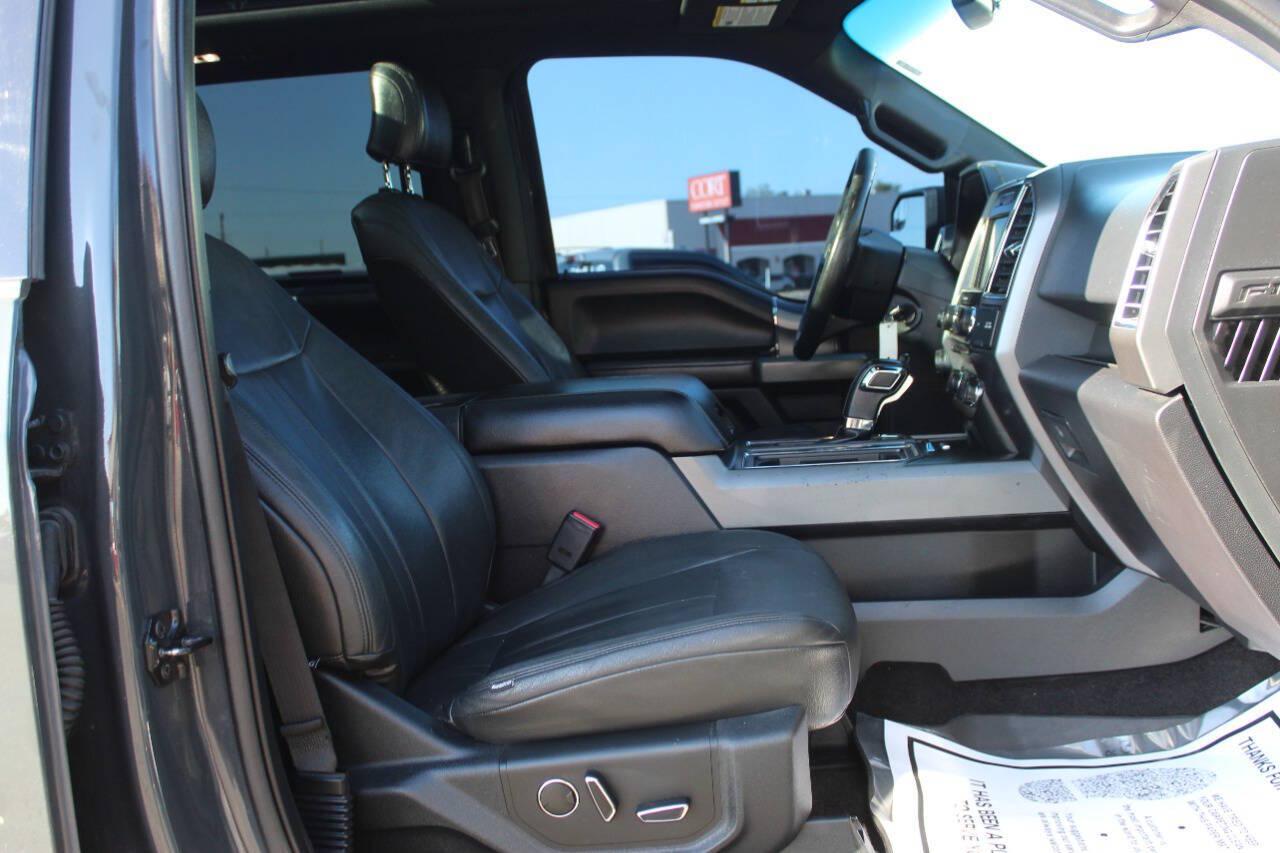 2016 Gray Ford F-150 XLT SuperCrew 6.5-ft. Bed 4WD (1FTEW1EP0GF) with an EcoBoost 2.7L Twin Turbo V6 325hp 375ft. lbs. 2.7L V6 engine, Automatic 6-Speed transmission, located at 4301 NW 39th , Oklahoma City, OK, 73112, (405) 949-5600, 35.512135, -97.598671 - Hablamos espanol. SPEND SMART --- BUY FROM SUPER SPORTS. ALL PRICES, DOWN PAYMENTS, PAYMENTS, AND FINANCE TERMS ARE NEGOTIABLE AT THE TIME OF APPROVAL. WE WILL WORK WITH YOU TO FIT YOUR BUDGET. WE WILL EVEN LOWER AND ADJUST THE NUMBERS TO HELP MAKE THE VEHICLE MORE AFFORDABLE FOR YOU.- Photo#8