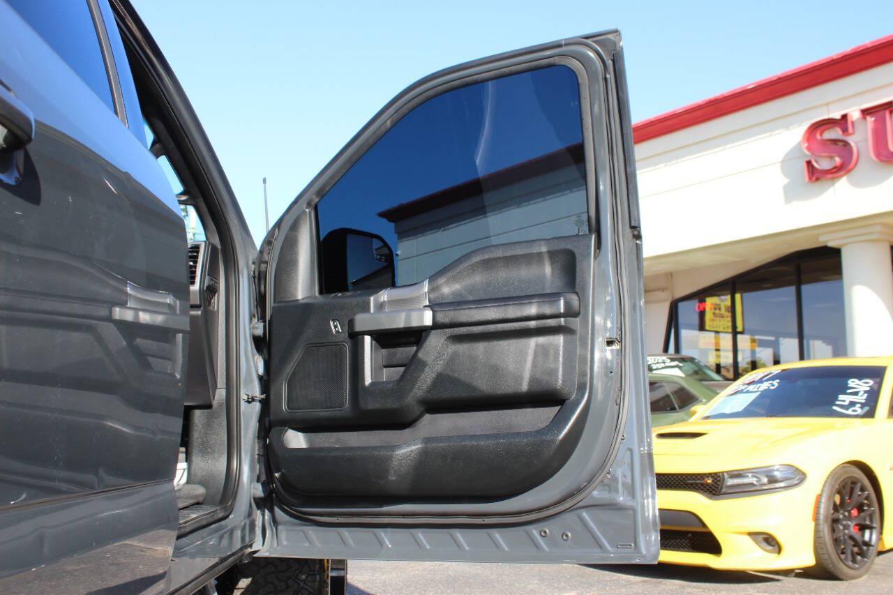 2016 Gray Ford F-150 XLT SuperCrew 6.5-ft. Bed 4WD (1FTEW1EP0GF) with an EcoBoost 2.7L Twin Turbo V6 325hp 375ft. lbs. 2.7L V6 engine, Automatic 6-Speed transmission, located at 4301 NW 39th , Oklahoma City, OK, 73112, (405) 949-5600, 35.512135, -97.598671 - Hablamos espanol. SPEND SMART --- BUY FROM SUPER SPORTS. ALL PRICES, DOWN PAYMENTS, PAYMENTS, AND FINANCE TERMS ARE NEGOTIABLE AT THE TIME OF APPROVAL. WE WILL WORK WITH YOU TO FIT YOUR BUDGET. WE WILL EVEN LOWER AND ADJUST THE NUMBERS TO HELP MAKE THE VEHICLE MORE AFFORDABLE FOR YOU.- Photo#9