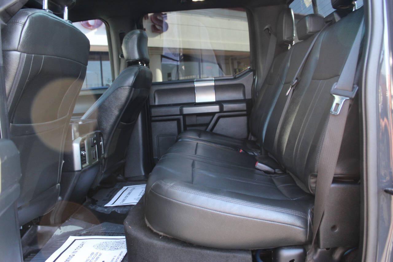 2016 Gray Ford F-150 XLT SuperCrew 6.5-ft. Bed 4WD (1FTEW1EP0GF) with an EcoBoost 2.7L Twin Turbo V6 325hp 375ft. lbs. 2.7L V6 engine, Automatic 6-Speed transmission, located at 4301 NW 39th , Oklahoma City, OK, 73112, (405) 949-5600, 35.512135, -97.598671 - Hablamos espanol. SPEND SMART --- BUY FROM SUPER SPORTS. ALL PRICES, DOWN PAYMENTS, PAYMENTS, AND FINANCE TERMS ARE NEGOTIABLE AT THE TIME OF APPROVAL. WE WILL WORK WITH YOU TO FIT YOUR BUDGET. WE WILL EVEN LOWER AND ADJUST THE NUMBERS TO HELP MAKE THE VEHICLE MORE AFFORDABLE FOR YOU.- Photo#13