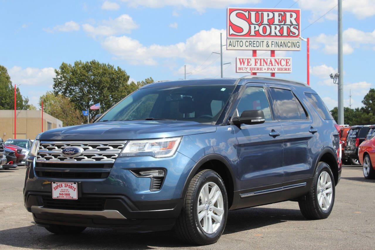 2019 Blue Ford Explorer XLT 4WD (1FM5K8D87KG) with an 3.5L V6 290hp 255ft. lbs. 3.5L V6 engine, Automatic 6-Speed transmission, located at 4301 NW 39th , Oklahoma City, OK, 73112, (405) 949-5600, 35.512135, -97.598671 - Hablamos espanol. SPEND SMART --- BUY FROM SUPER SPORTS. ALL PRICES, DOWN PAYMENTS, PAYMENTS, AND FINANCE TERMS ARE NEGOTIABLE AT THE TIME OF APPROVAL. WE WILL WORK WITH YOU TO FIT YOUR BUDGET. WE WILL EVEN LOWER AND ADJUST THE NUMBERS TO HELP MAKE THE VEHICLE MORE AFFORDABLE FOR YOU.- Photo#6