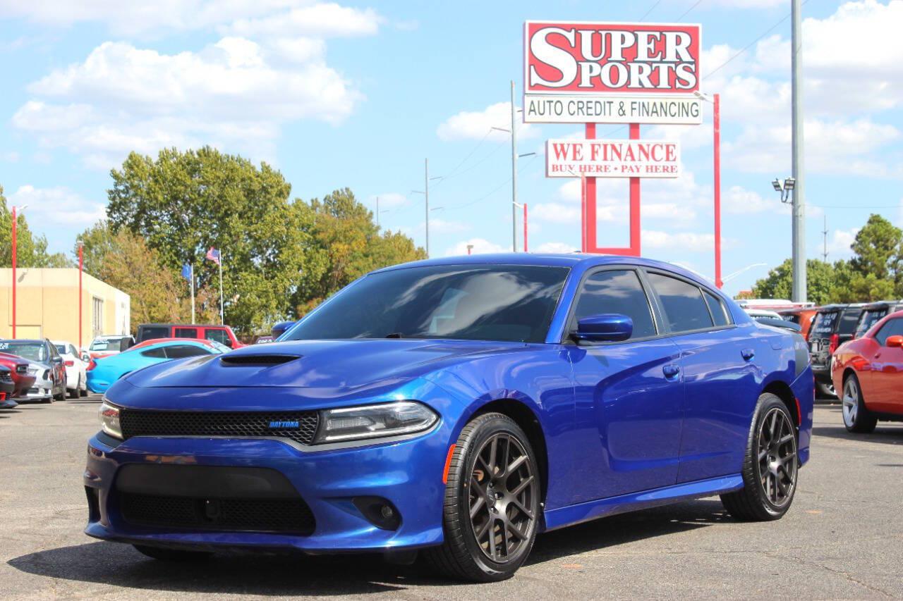 2018 Blue Dodge Charger R/T (2C3CDXCT1JH) with an HEMI 5.7L V8 370hp 395ft. lbs. 5.7L V8 engine, Automatic 8-Speed transmission, located at 4301 NW 39th , Oklahoma City, OK, 73112, (405) 949-5600, 35.512135, -97.598671 - Hablamos espanol. SPEND SMART --- BUY FROM SUPER SPORTS. ALL PRICES, DOWN PAYMENTS, PAYMENTS, AND FINANCE TERMS ARE NEGOTIABLE AT THE TIME OF APPROVAL. WE WILL WORK WITH YOU TO FIT YOUR BUDGET. WE WILL EVEN LOWER AND ADJUST THE NUMBERS TO HELP MAKE THE VEHICLE MORE AFFORDABLE FOR YOU.- Photo#6