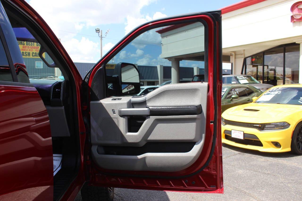 2018 Red Ford F-150 XLT SuperCrew 5.5-ft. Bed 4WD (1FTEW1EG6JF) with an EcoBoost 3.5L Twin Turbo V6 375hp 470ft. lbs. 3.5L V6 engine, Automatic 10-Speed transmission, located at 4301 NW 39th , Oklahoma City, OK, 73112, (405) 949-5600, 35.512135, -97.598671 - Hablamos espanol. SPEND SMART --- BUY FROM SUPER SPORTS. ALL PRICES, DOWN PAYMENTS, PAYMENTS, AND FINANCE TERMS ARE NEGOTIABLE AT THE TIME OF APPROVAL. WE WILL WORK WITH YOU TO FIT YOUR BUDGET. WE WILL EVEN LOWER AND ADJUST THE NUMBERS TO HELP MAKE THE VEHICLE MORE AFFORDABLE FOR YOU.- Photo#9