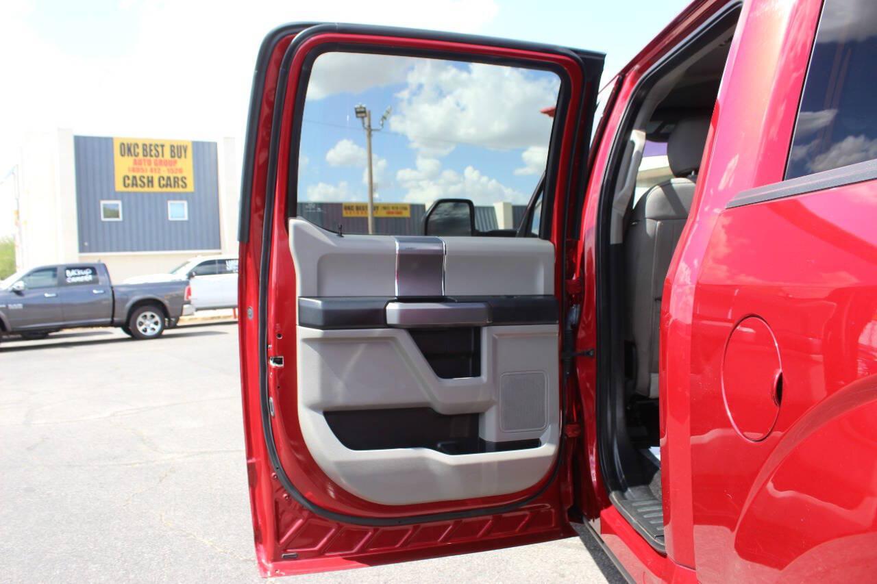 2018 Red Ford F-150 XLT SuperCrew 5.5-ft. Bed 4WD (1FTEW1EG6JF) with an EcoBoost 3.5L Twin Turbo V6 375hp 470ft. lbs. 3.5L V6 engine, Automatic 10-Speed transmission, located at 4301 NW 39th , Oklahoma City, OK, 73112, (405) 949-5600, 35.512135, -97.598671 - Hablamos espanol. SPEND SMART --- BUY FROM SUPER SPORTS. ALL PRICES, DOWN PAYMENTS, PAYMENTS, AND FINANCE TERMS ARE NEGOTIABLE AT THE TIME OF APPROVAL. WE WILL WORK WITH YOU TO FIT YOUR BUDGET. WE WILL EVEN LOWER AND ADJUST THE NUMBERS TO HELP MAKE THE VEHICLE MORE AFFORDABLE FOR YOU.- Photo#15