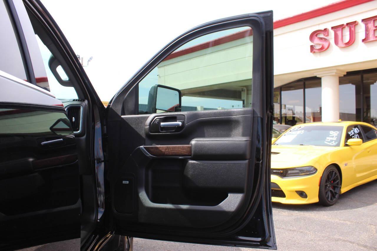 2021 Black GMC Sierra 2500HD Denali Crew Cab 4WD (1GT49REY0MF) with an Duramax 6.6L Biodiesel Turbo V8 445hp 910ft. lbs. 6.6L V8 engine, Automatic 10-Speed transmission, located at 4301 NW 39th , Oklahoma City, OK, 73112, (405) 949-5600, 35.512135, -97.598671 - Hablamos espanol. SPEND SMART --- BUY FROM SUPER SPORTS. ALL PRICES, DOWN PAYMENTS, PAYMENTS, AND FINANCE TERMS ARE NEGOTIABLE AT THE TIME OF APPROVAL. WE WILL WORK WITH YOU TO FIT YOUR BUDGET. WE WILL EVEN LOWER AND ADJUST THE NUMBERS TO HELP MAKE THE VE HICLE MORE AFFORDABLE FOR YOU.- Photo#9