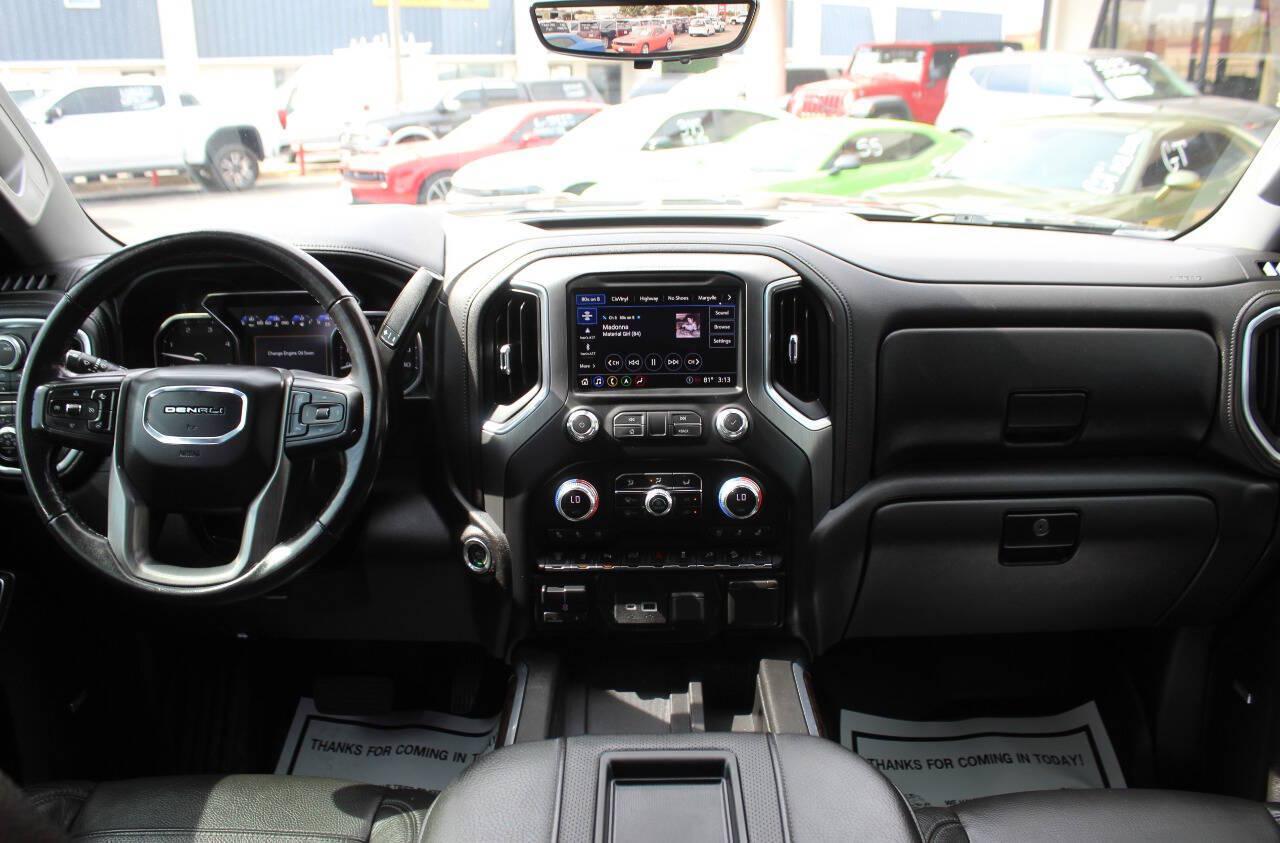 2021 Black GMC Sierra 2500HD Denali Crew Cab 4WD (1GT49REY0MF) with an Duramax 6.6L Biodiesel Turbo V8 445hp 910ft. lbs. 6.6L V8 engine, Automatic 10-Speed transmission, located at 4301 NW 39th , Oklahoma City, OK, 73112, (405) 949-5600, 35.512135, -97.598671 - Hablamos espanol. SPEND SMART --- BUY FROM SUPER SPORTS. ALL PRICES, DOWN PAYMENTS, PAYMENTS, AND FINANCE TERMS ARE NEGOTIABLE AT THE TIME OF APPROVAL. WE WILL WORK WITH YOU TO FIT YOUR BUDGET. WE WILL EVEN LOWER AND ADJUST THE NUMBERS TO HELP MAKE THE VE HICLE MORE AFFORDABLE FOR YOU.- Photo#25